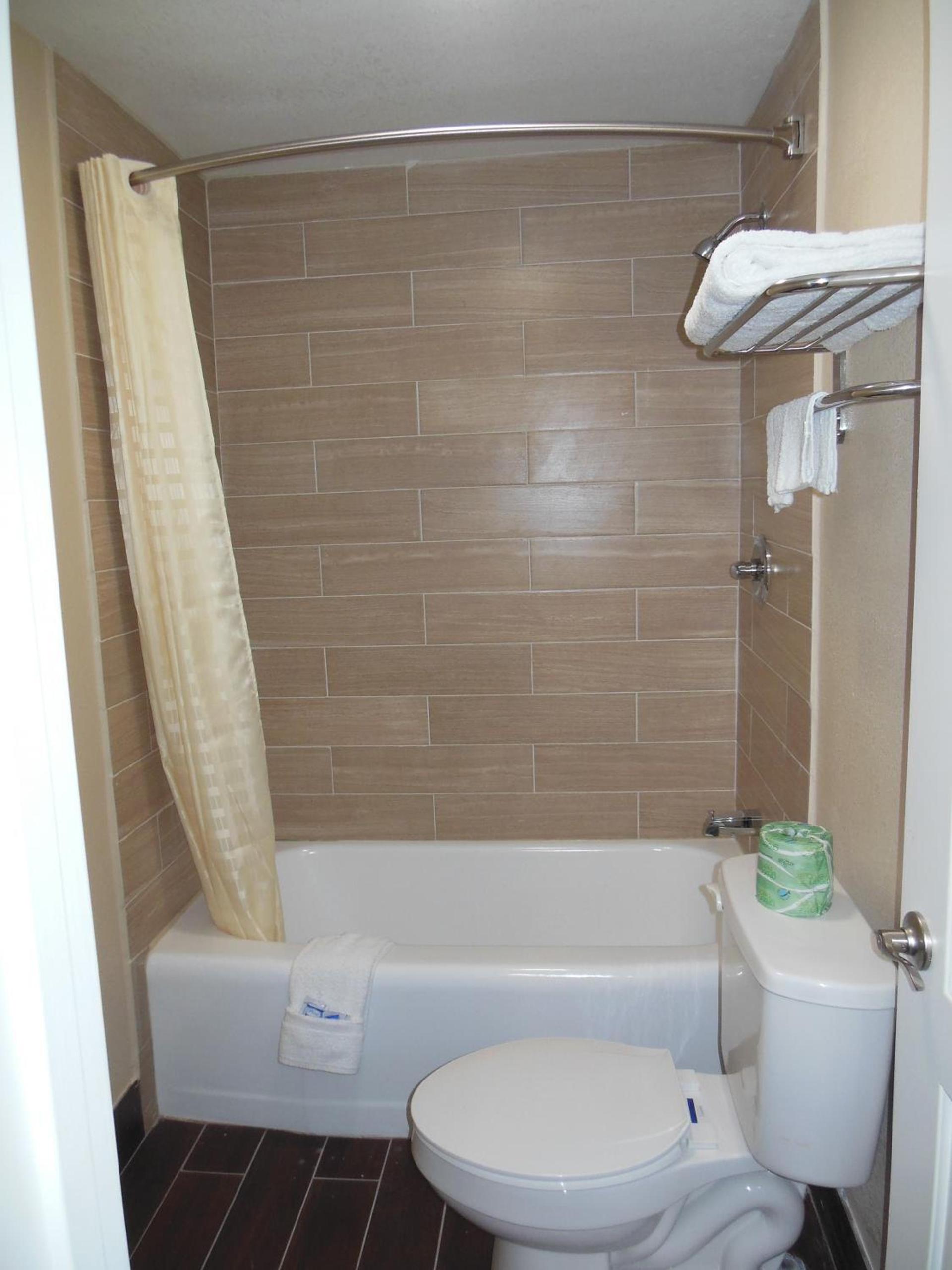 Route 66 Inn photo 10