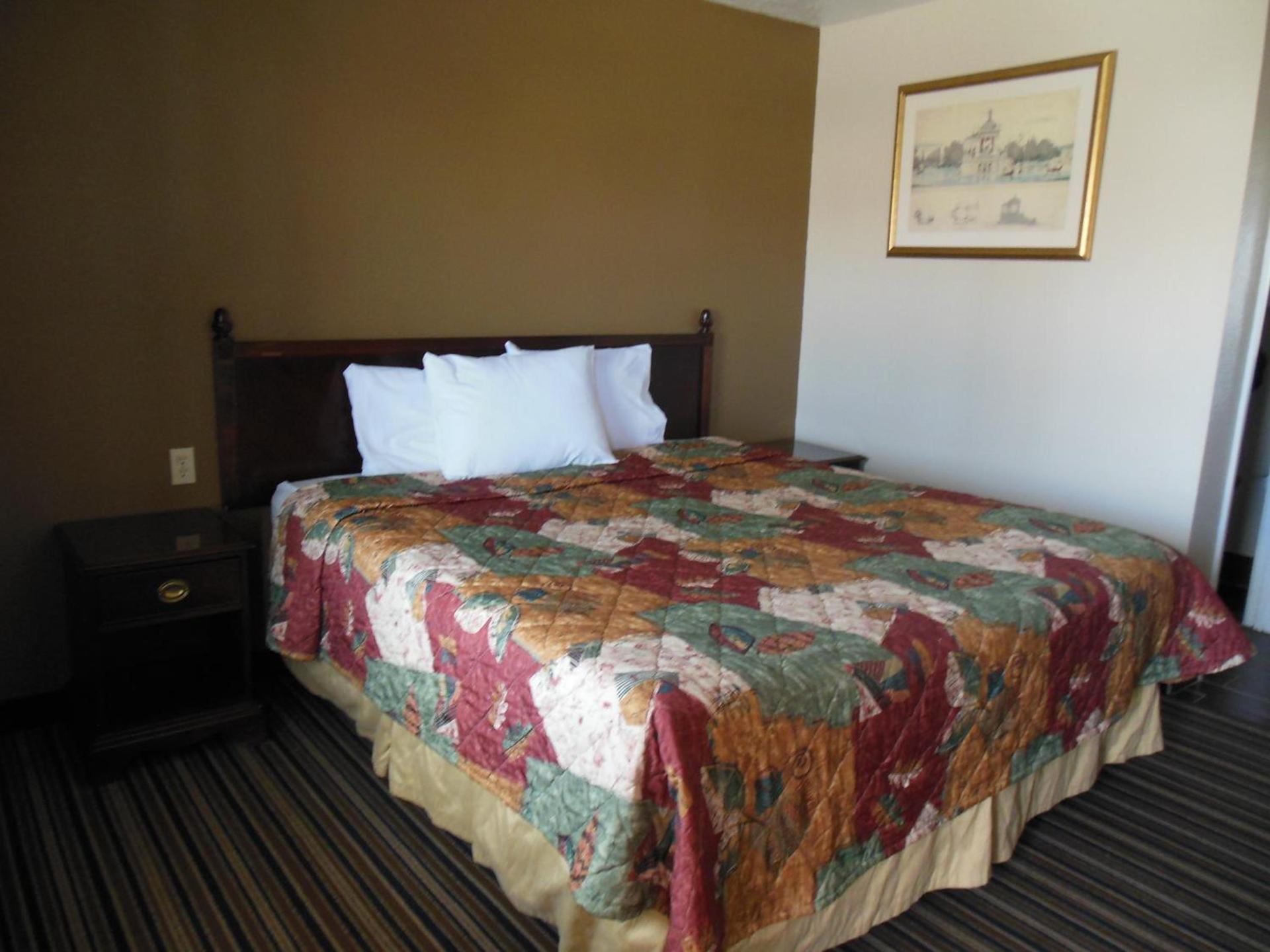 Route 66 Inn photo 29