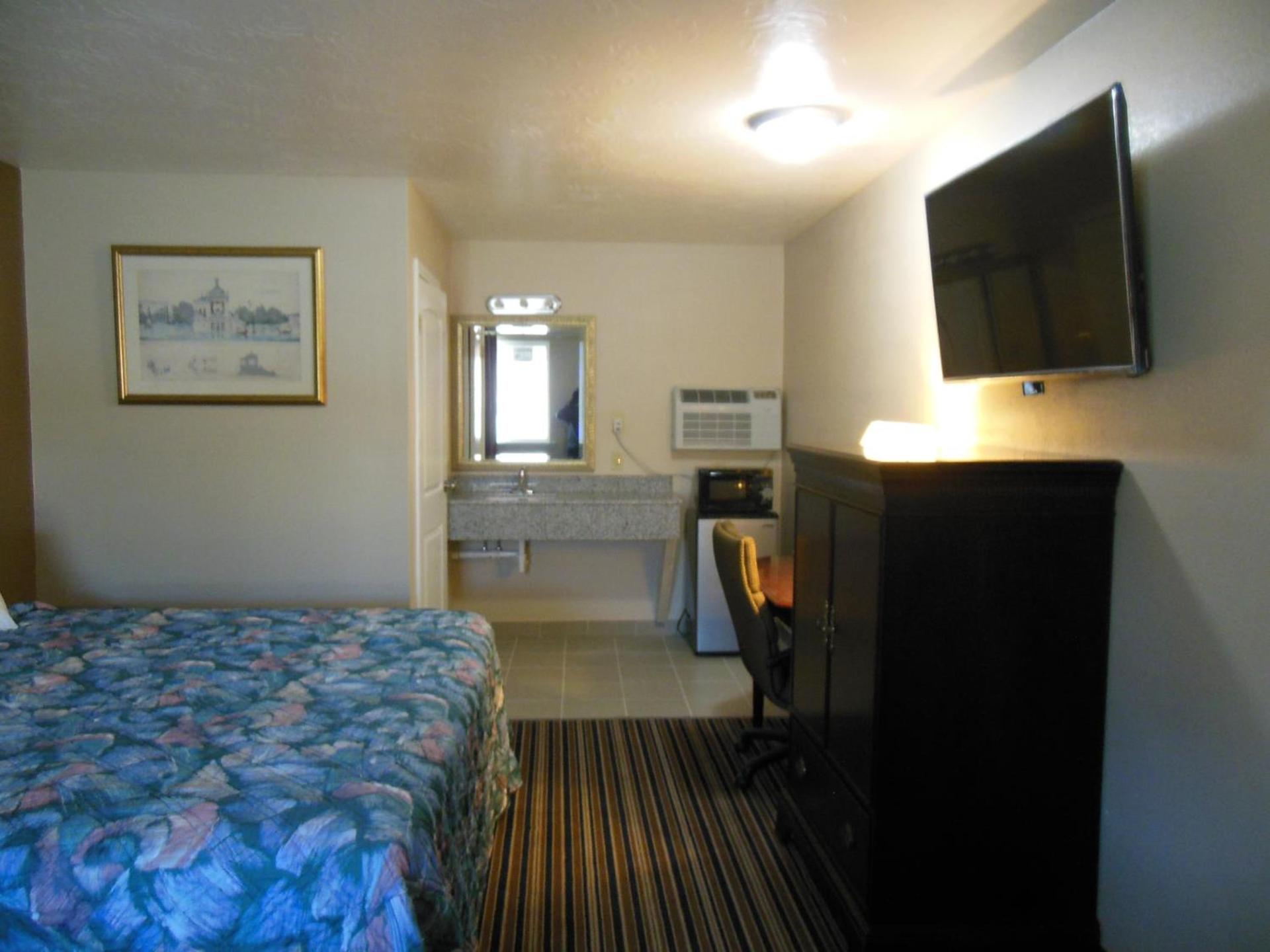 Route 66 Inn photo 47