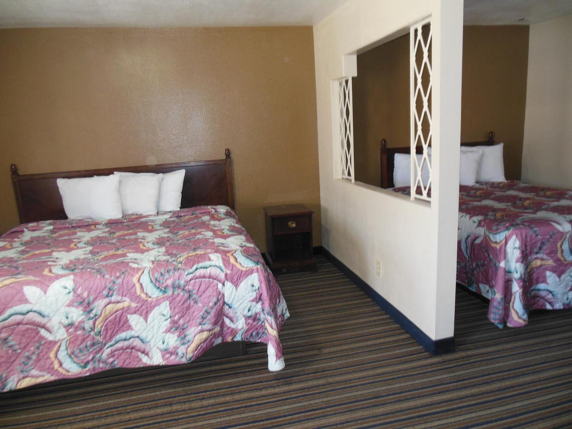 Route 66 Inn photo 57