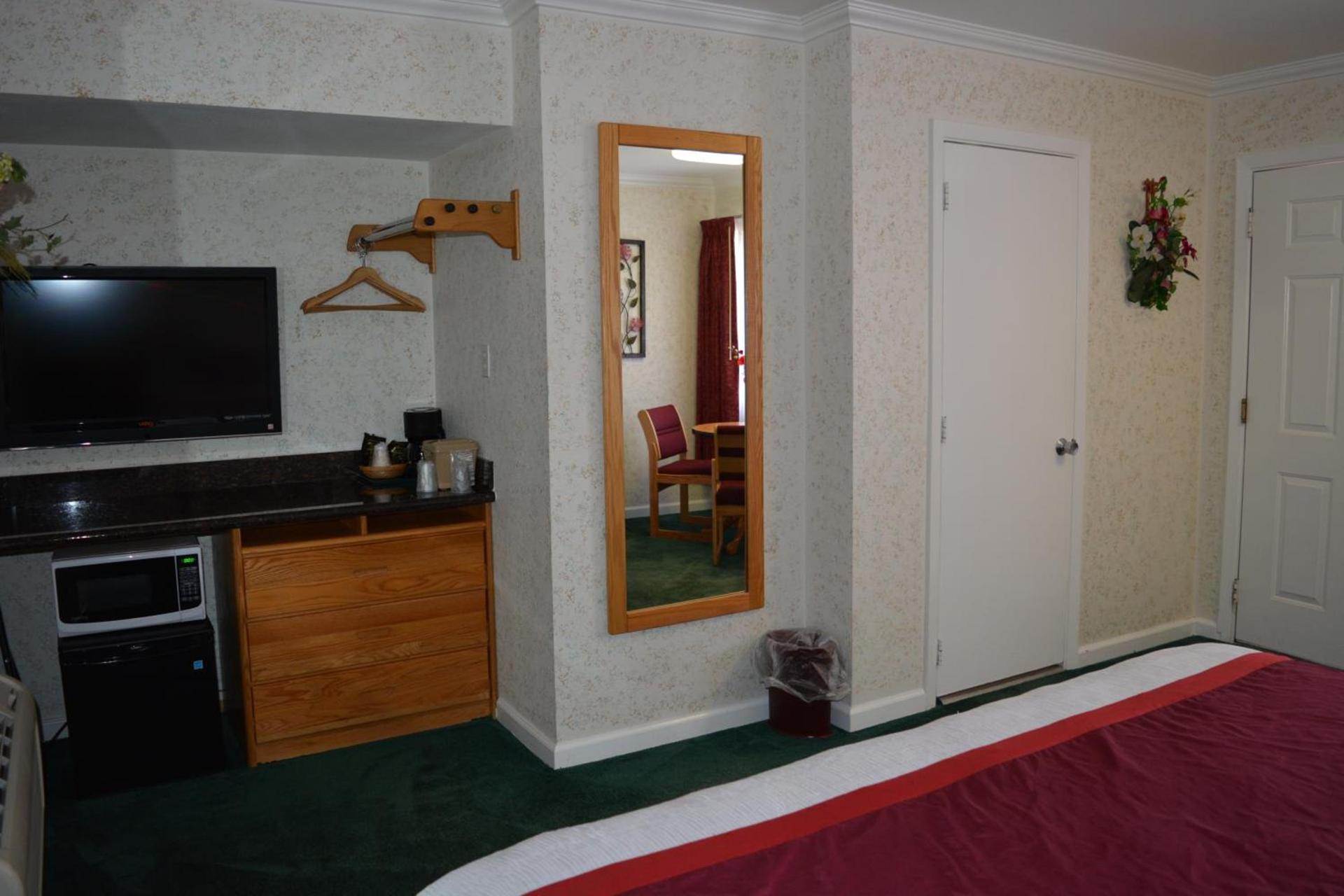 Travelers Inn photo 21