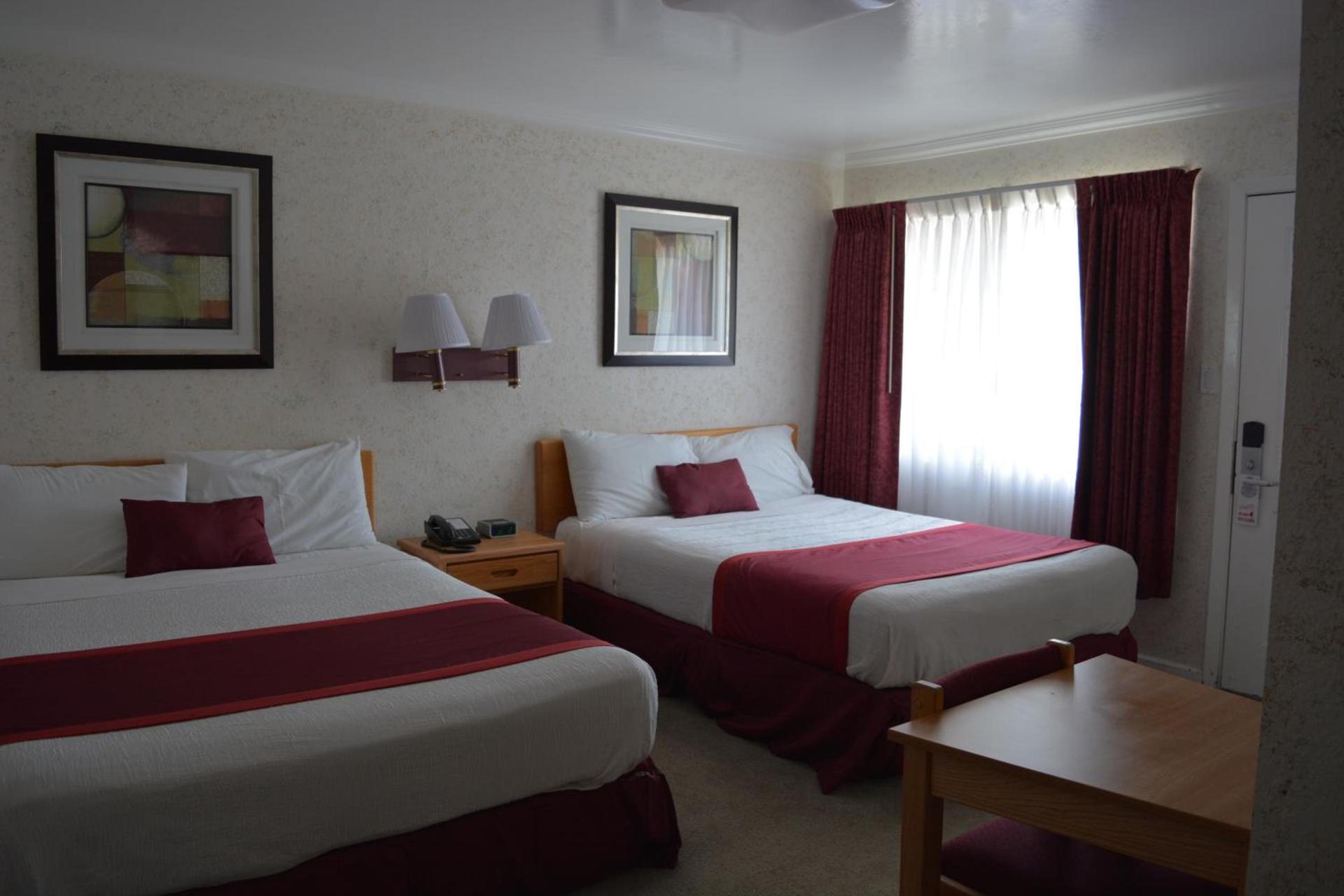 Travelers Inn photo 23
