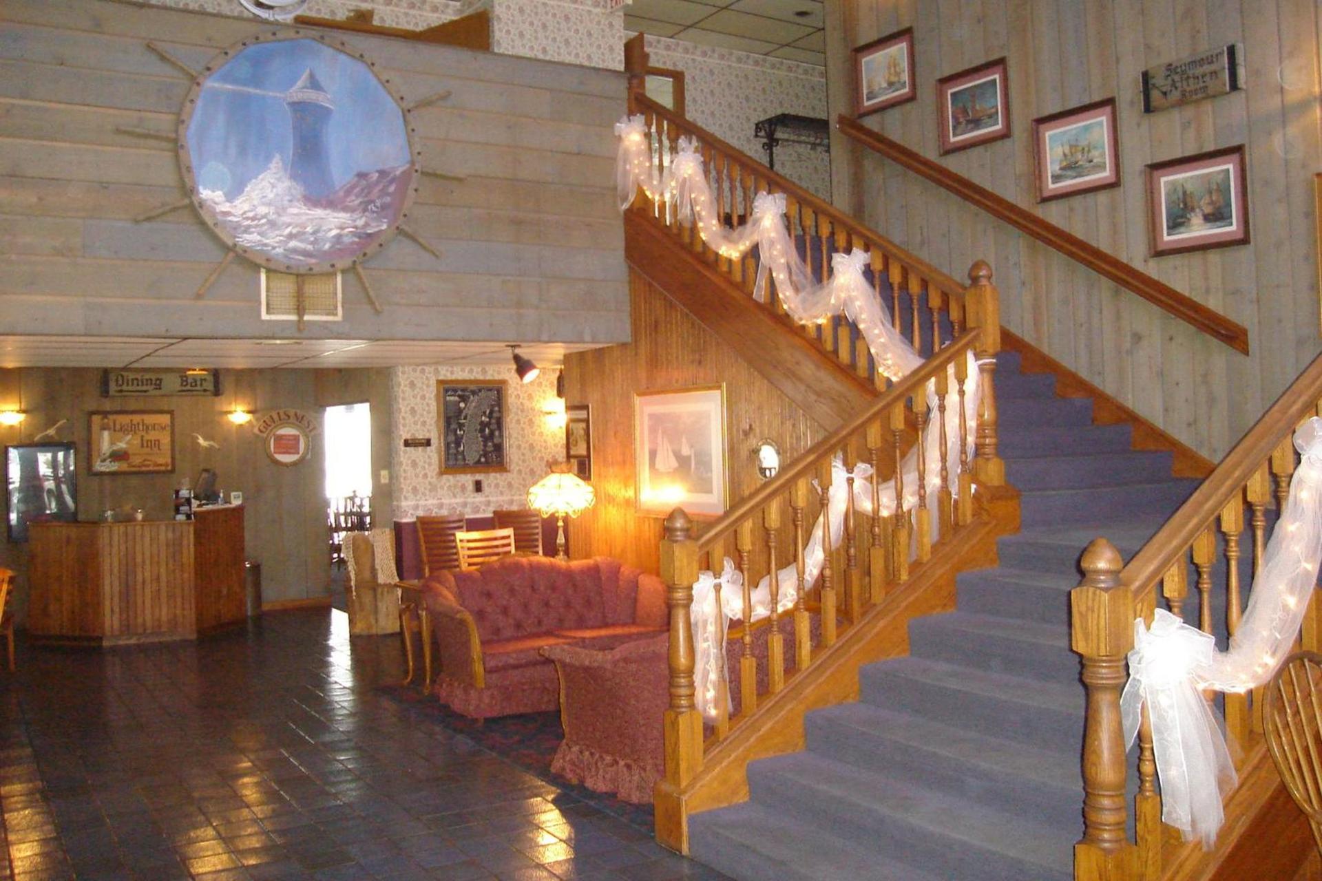 Lighthouse Inn - Two Rivers photo 17