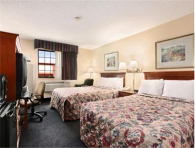 Days Inn by Wyndham Keene NH photo 25
