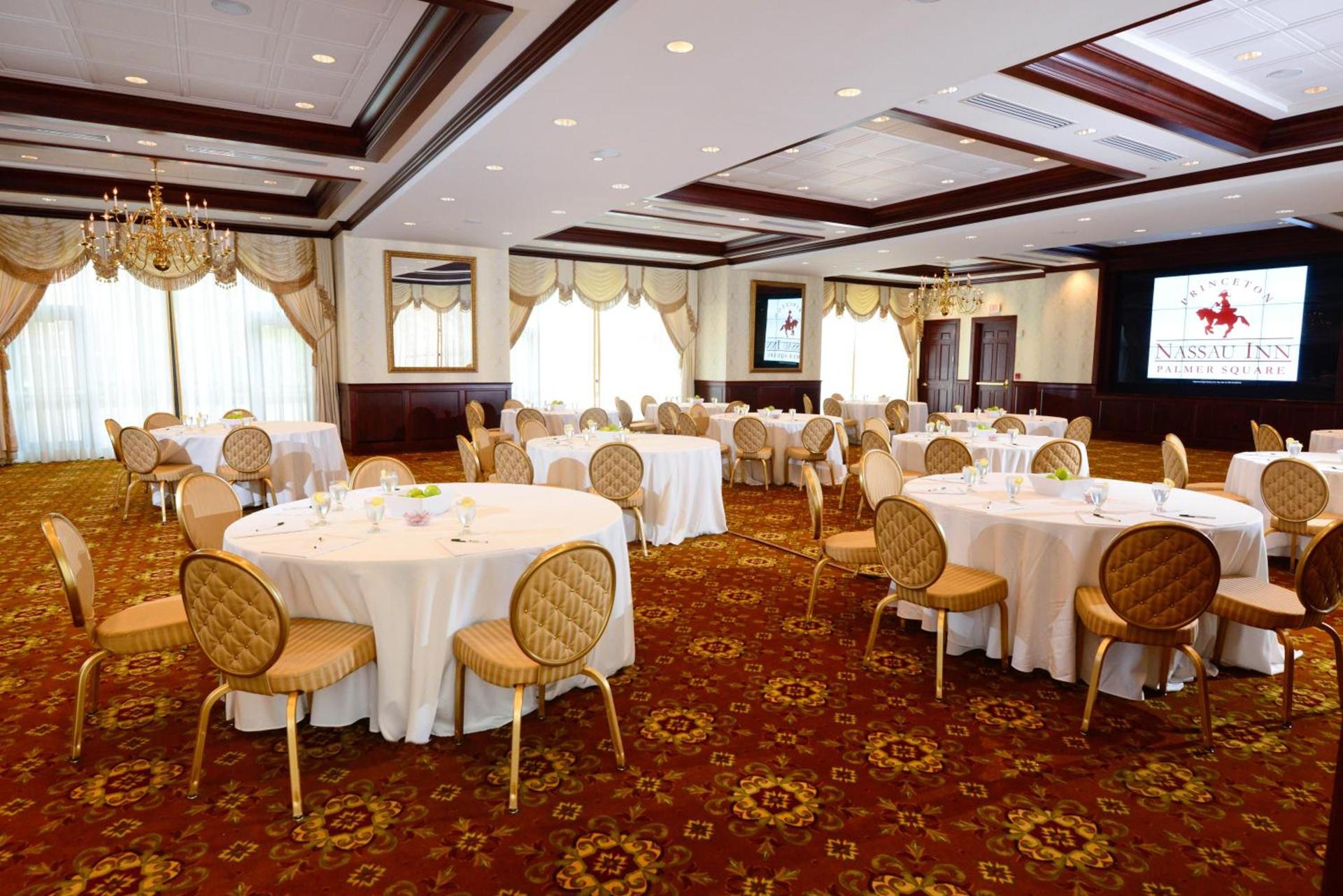 Nassau Inn photo 44