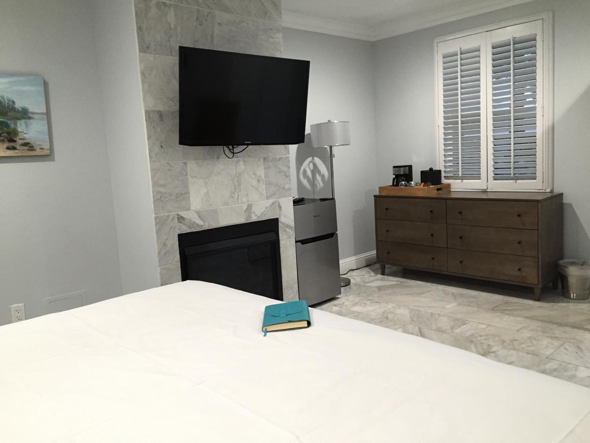 Beach Bungalow Inn and Suites photo 65