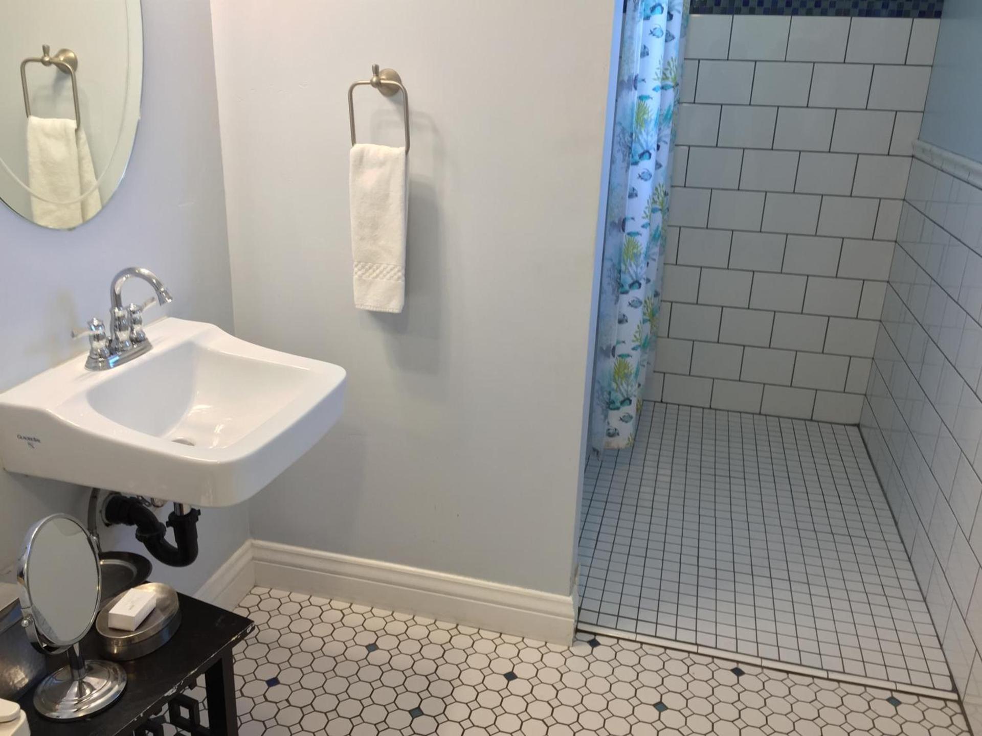 Beach Bungalow Inn and Suites photo 50