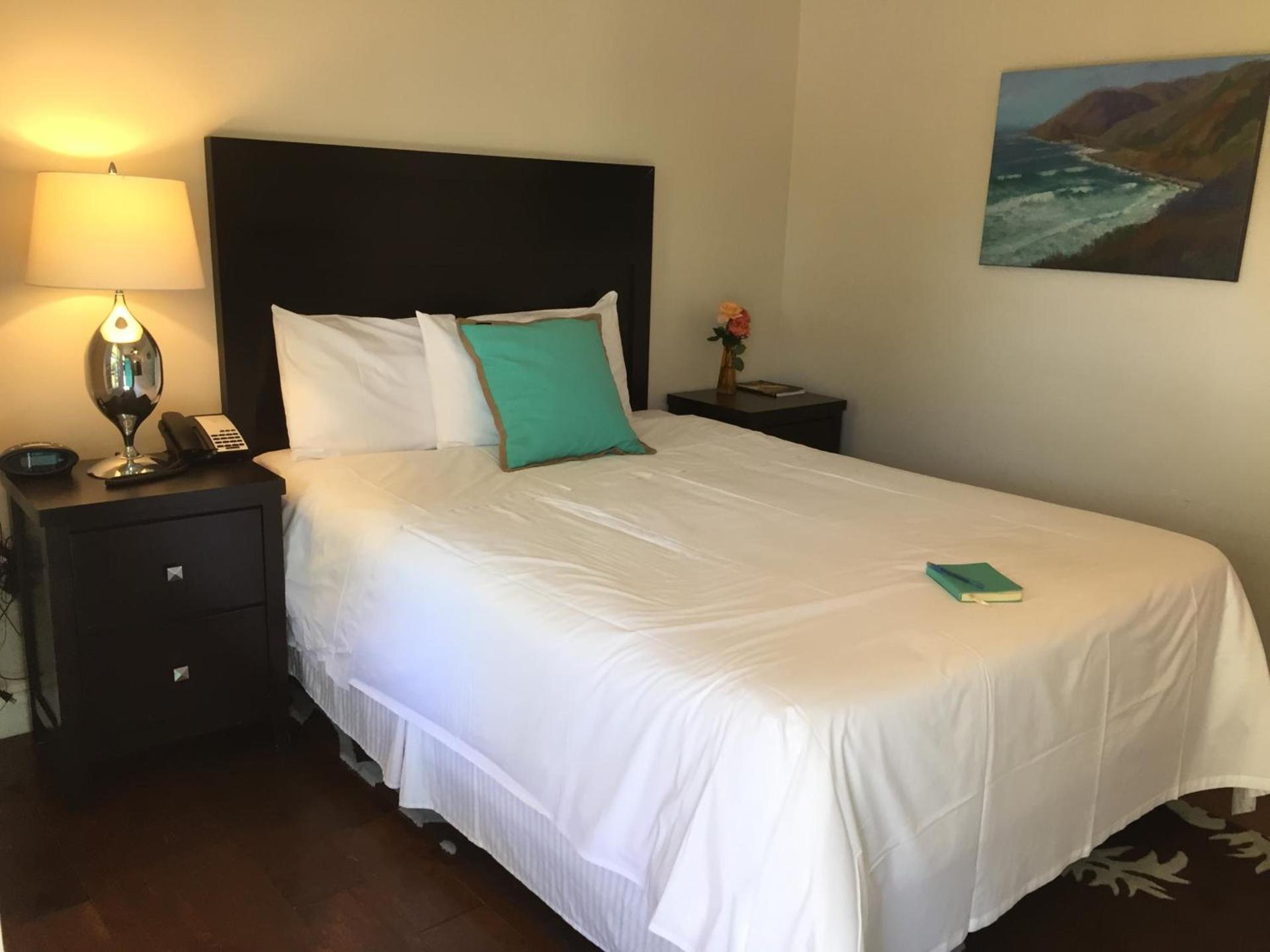 Beach Bungalow Inn and Suites photo 67