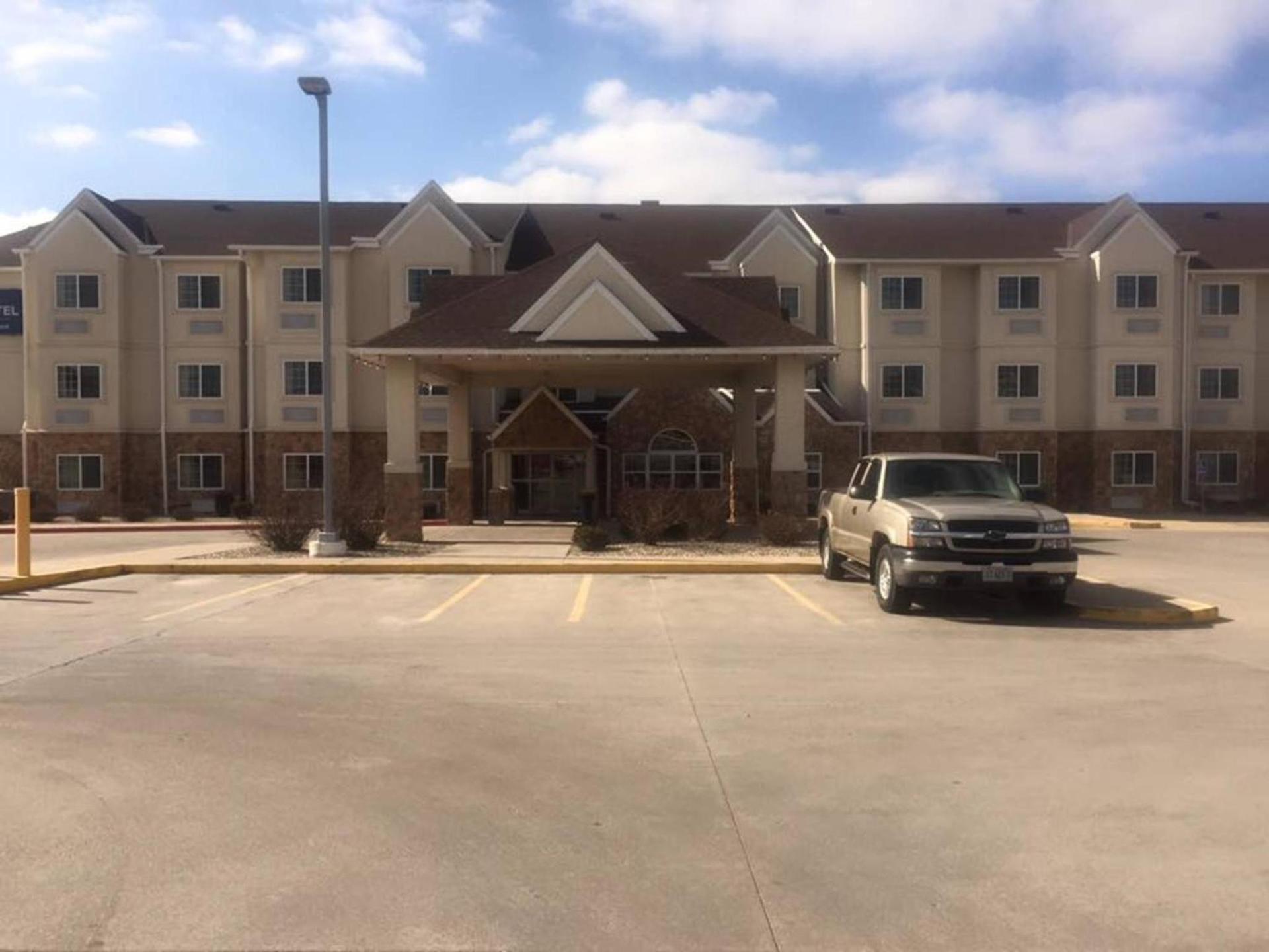 Microtel Inn & Suites by Wyndham Quincy Downtown - River Area photo 19