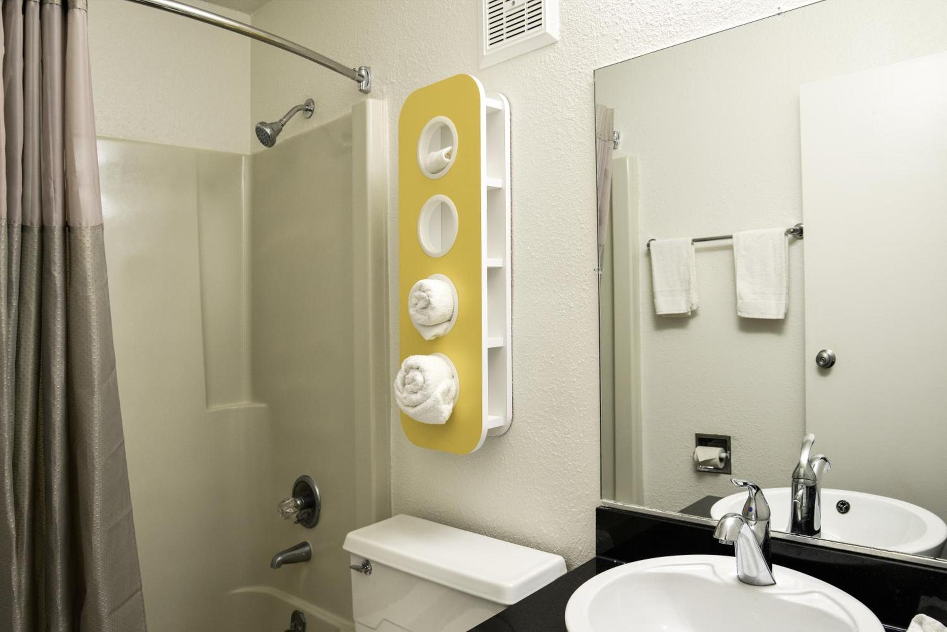 Motel 6-Toledo, OH photo 27