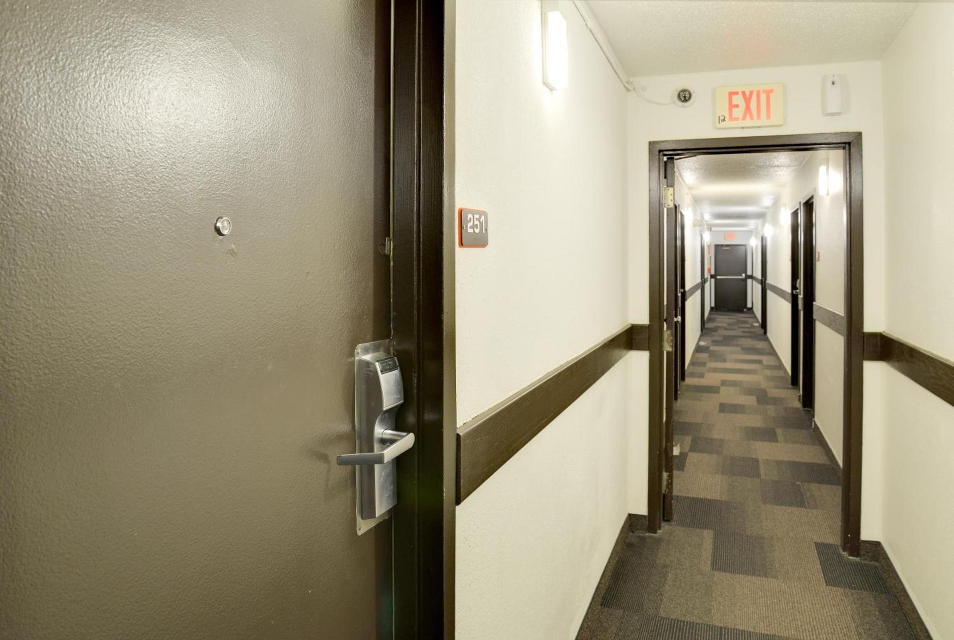 Motel 6-Toledo, OH photo 6