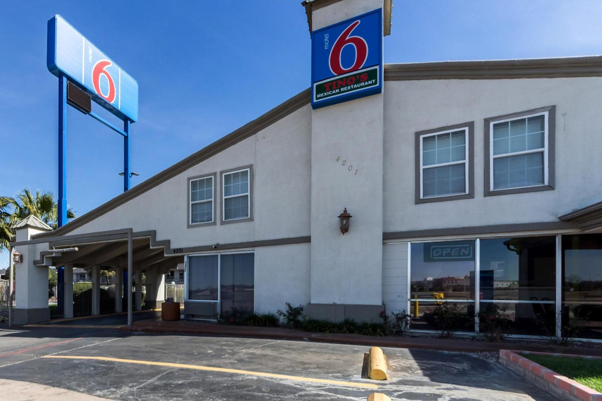 Motel 6-Fort Worth, TX - Seminary photo 28