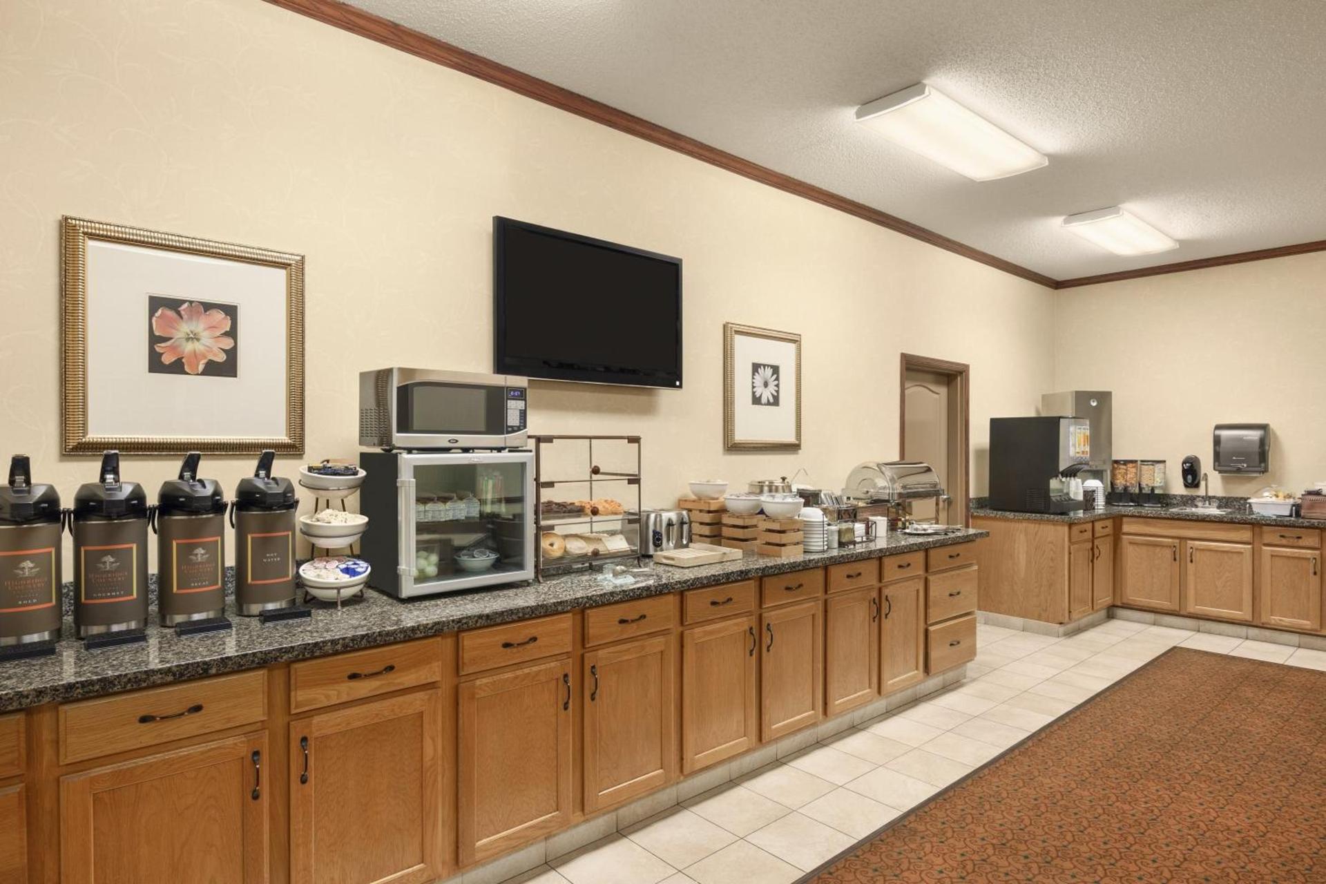 Country Inn & Suites by Radisson, Sioux Falls photo 22