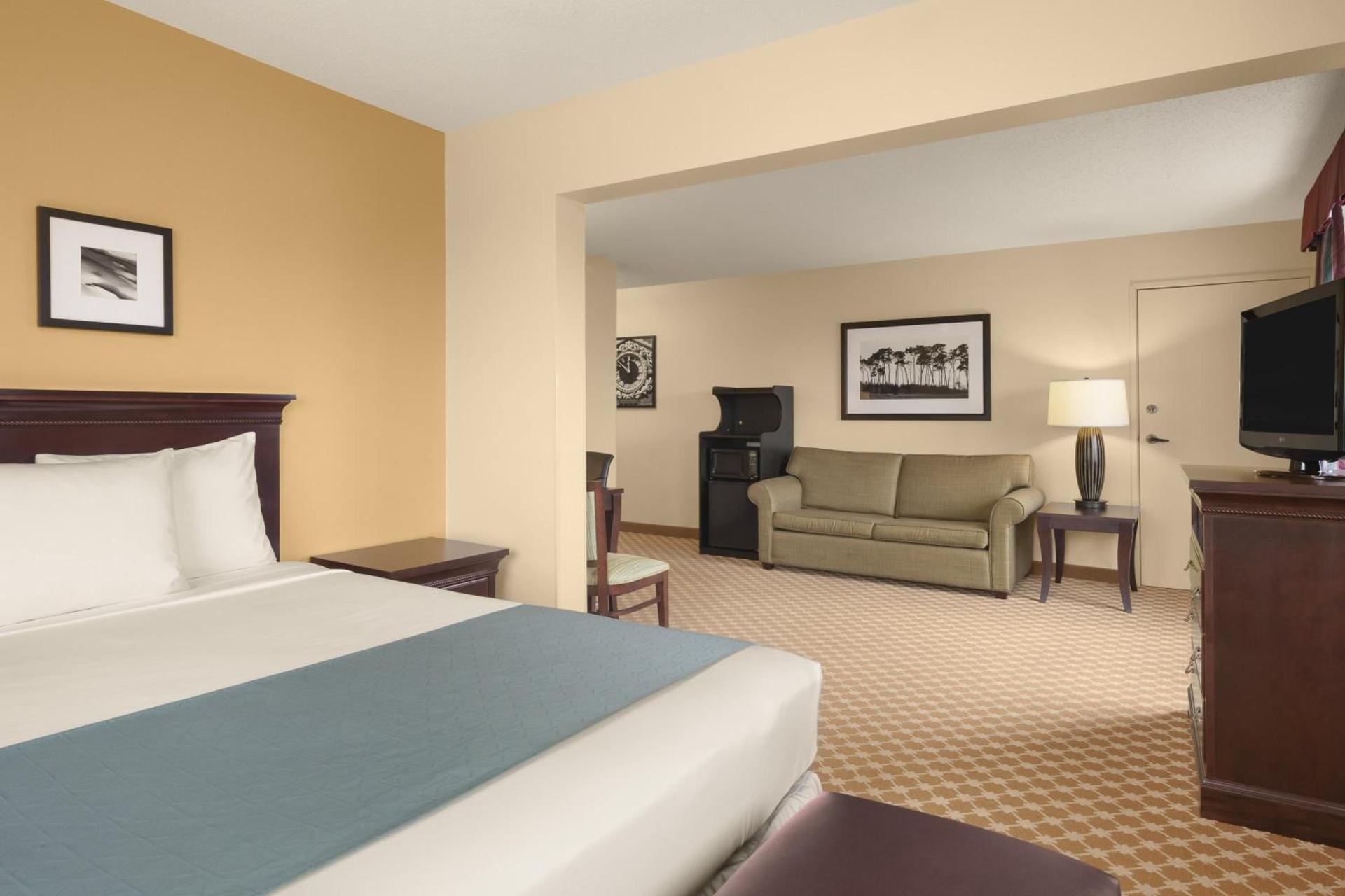 Country Inn & Suites by Radisson, Sioux Falls photo 18