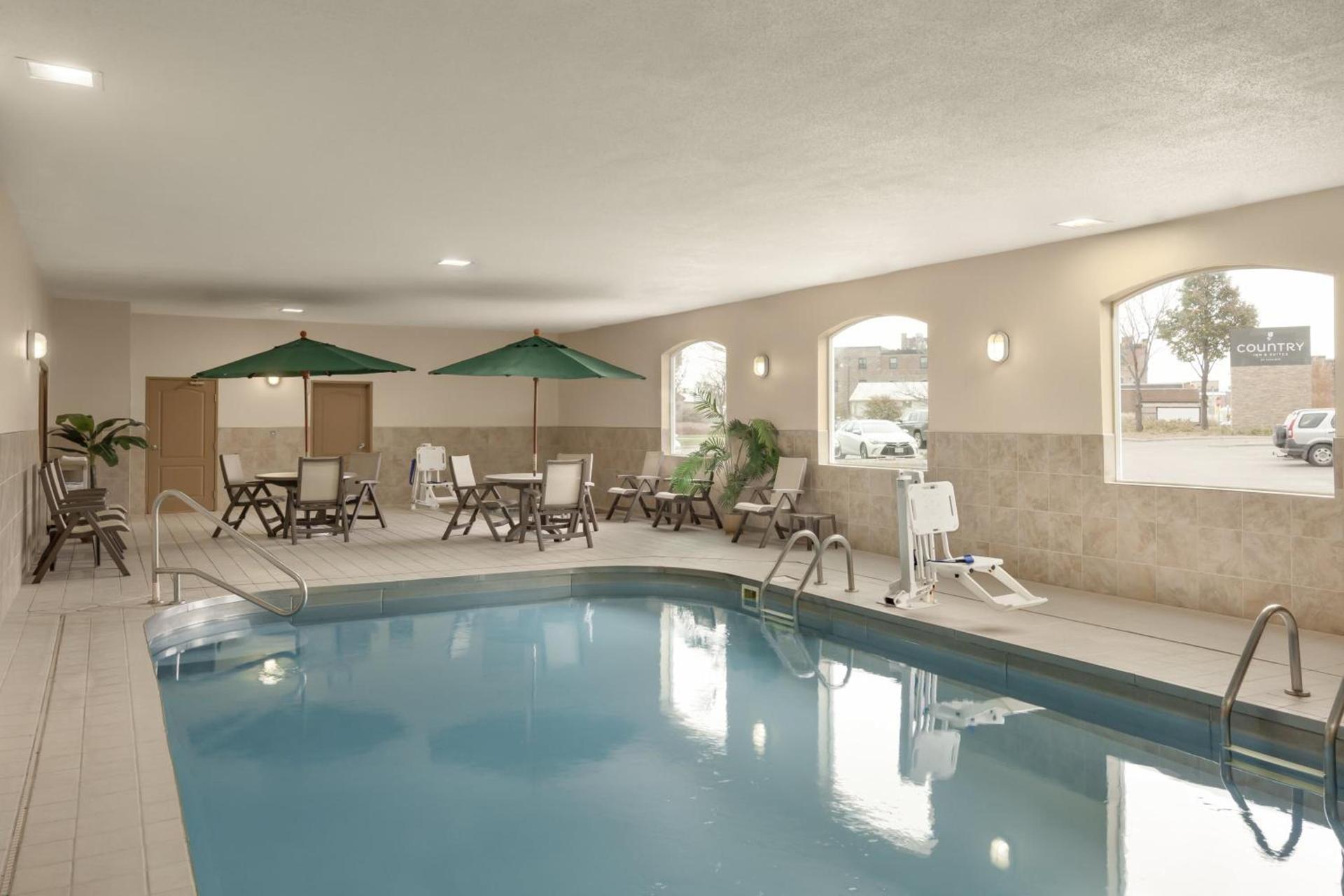 Country Inn & Suites by Radisson, Sioux Falls photo 25