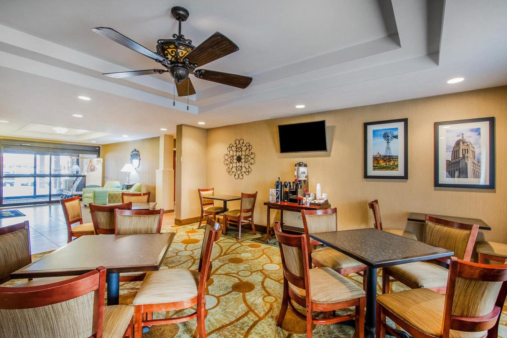 MainStay Suites Grand Island photo 33