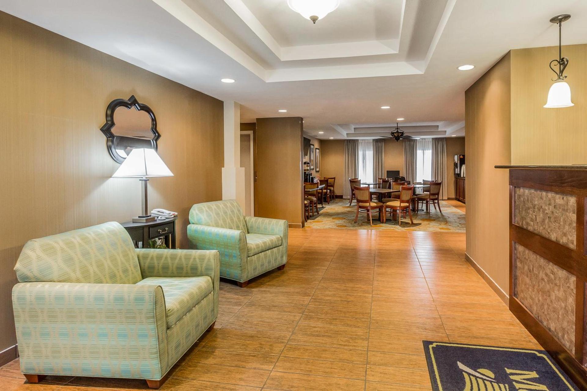 MainStay Suites Grand Island photo 18