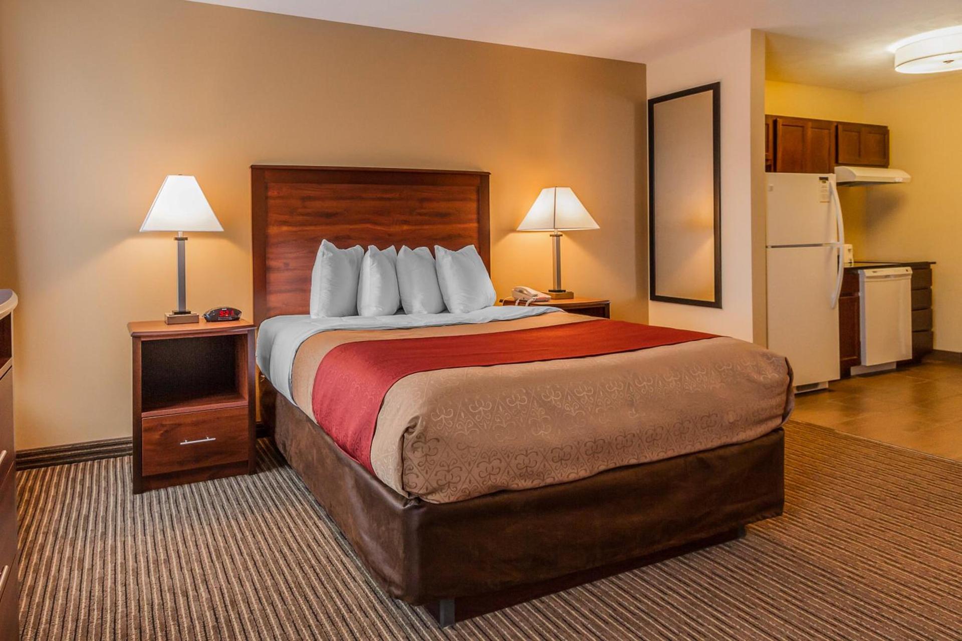 MainStay Suites Grand Island photo 16