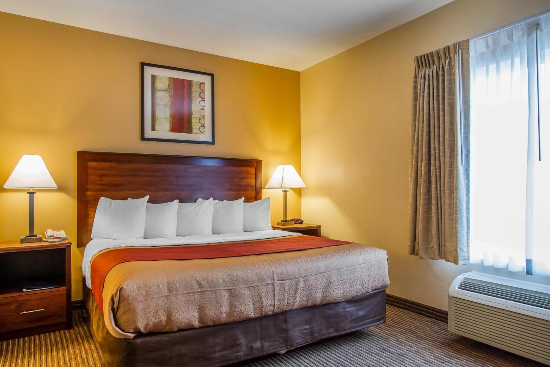 MainStay Suites Grand Island photo 11