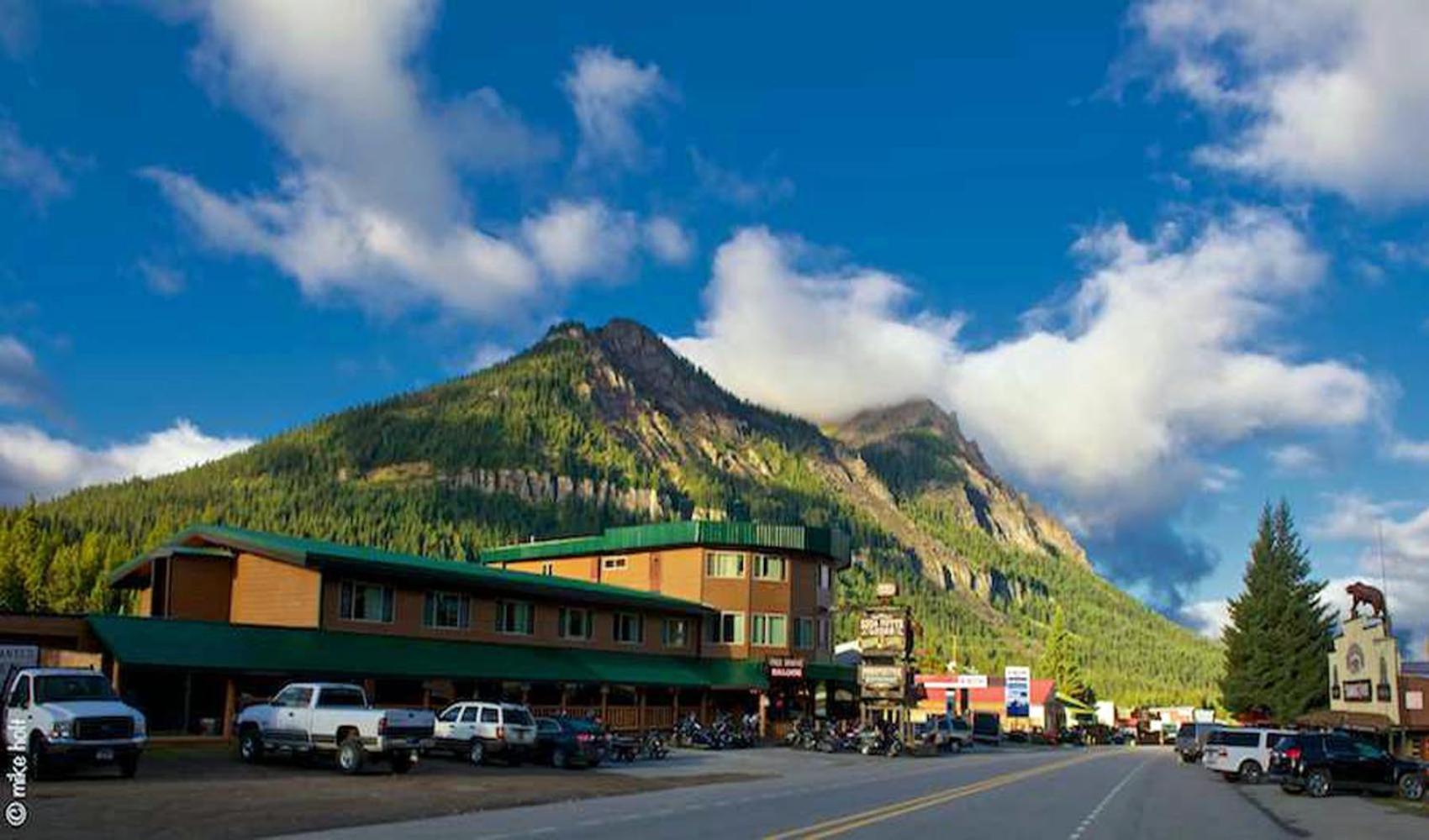 Soda Butte Lodge — hotel in Cooke City