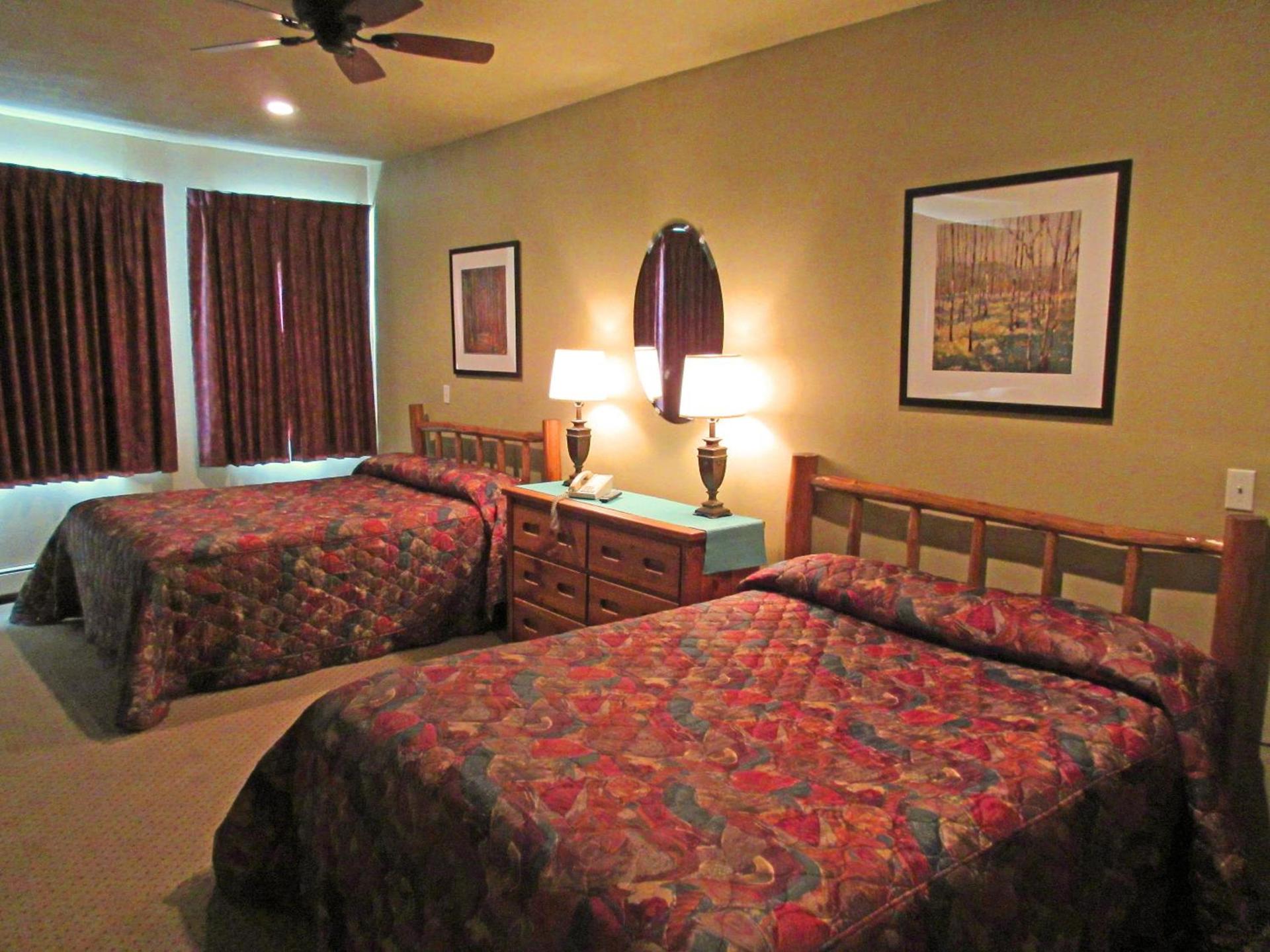Soda Butte Lodge photo 7