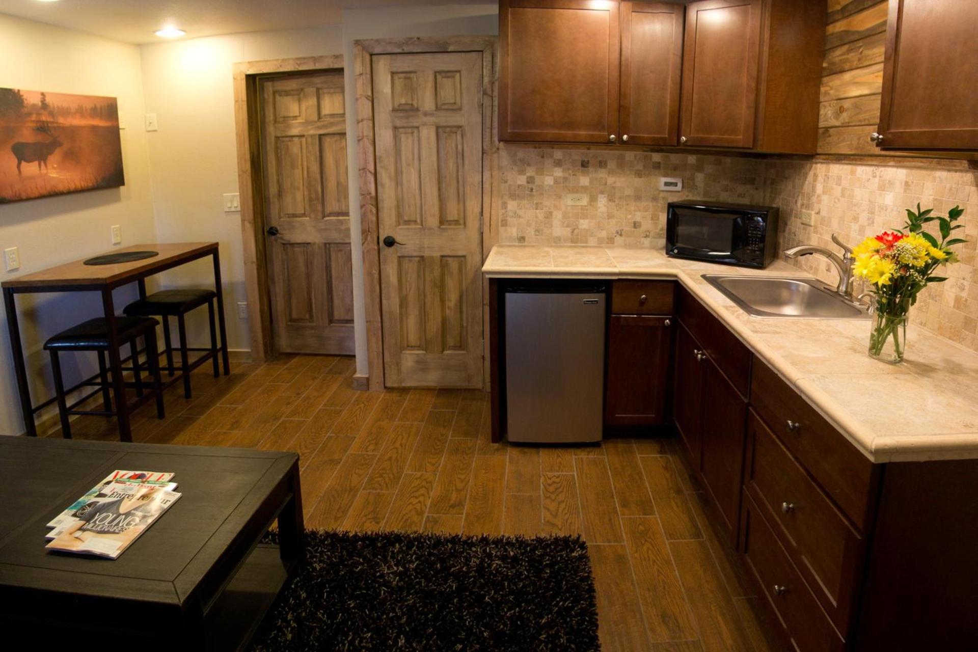 The Silver Lake Lodge - Adults Only photo 8