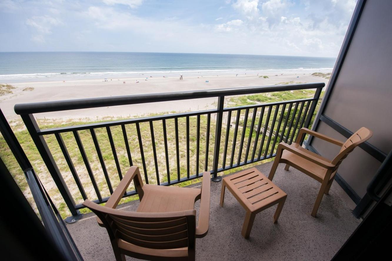 Shell Island Resort - All Oceanfront Suites photo 3