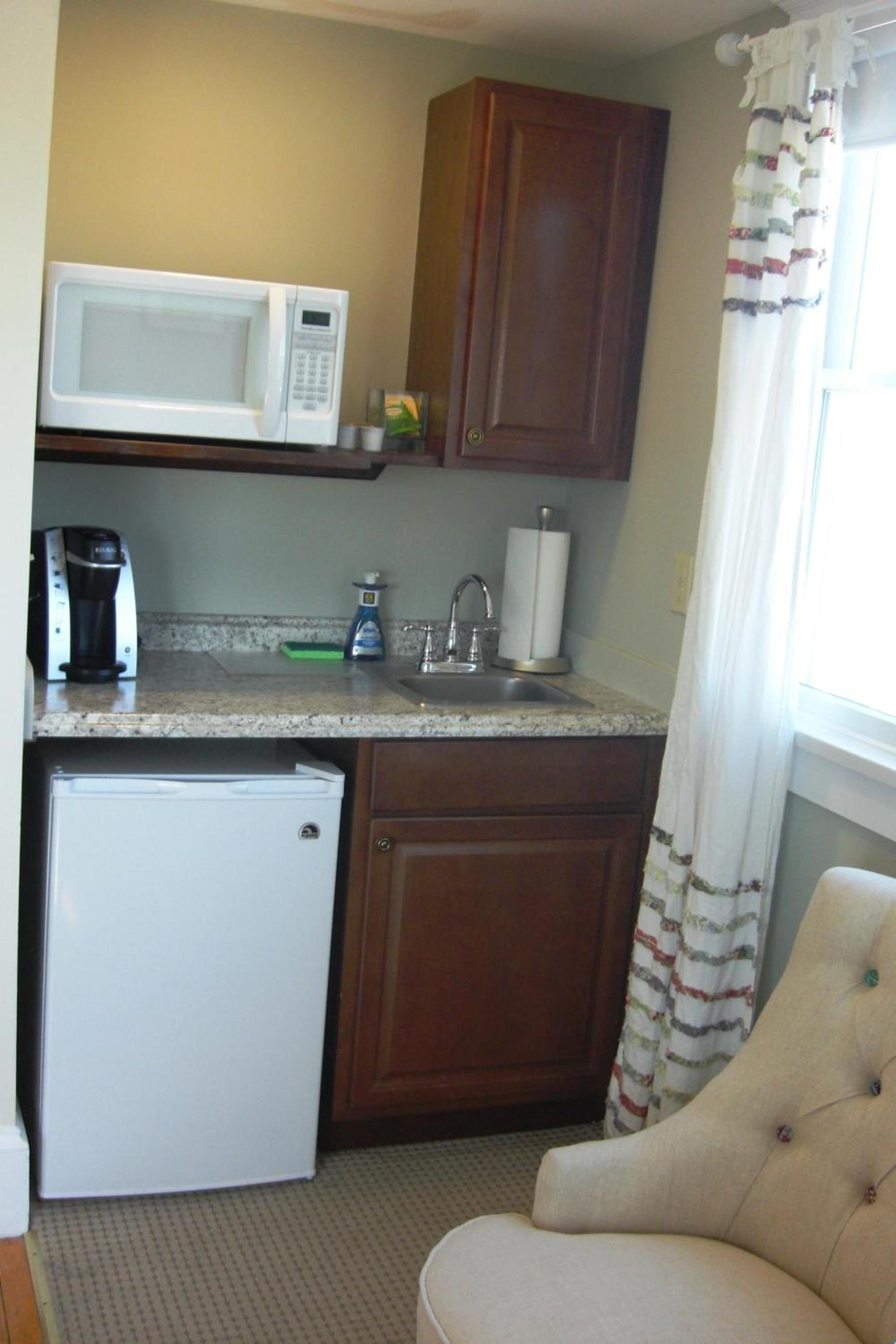 Seafarer Inn photo 55