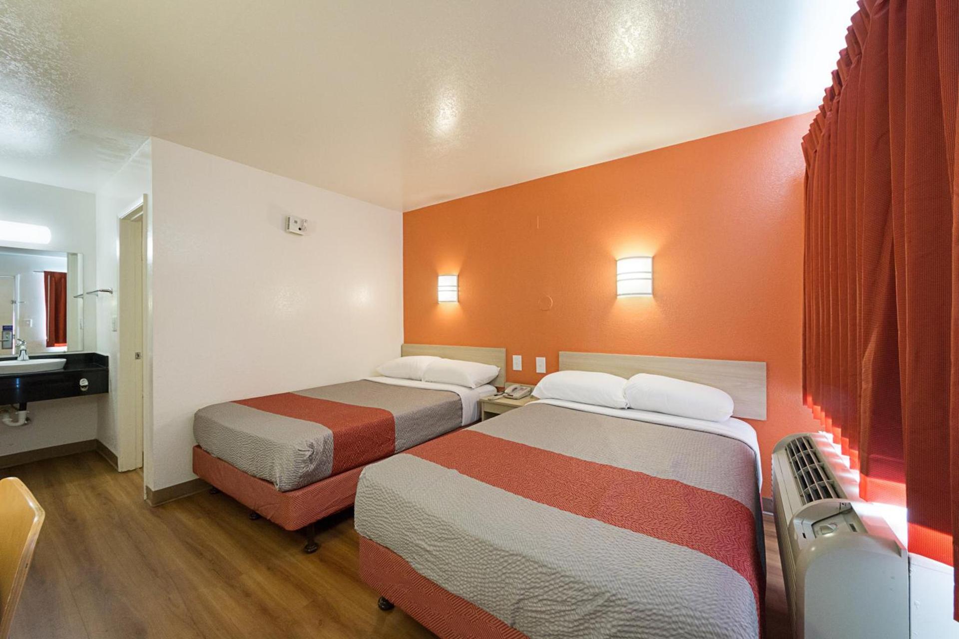 Motel 6-Mcallen, TX photo 13
