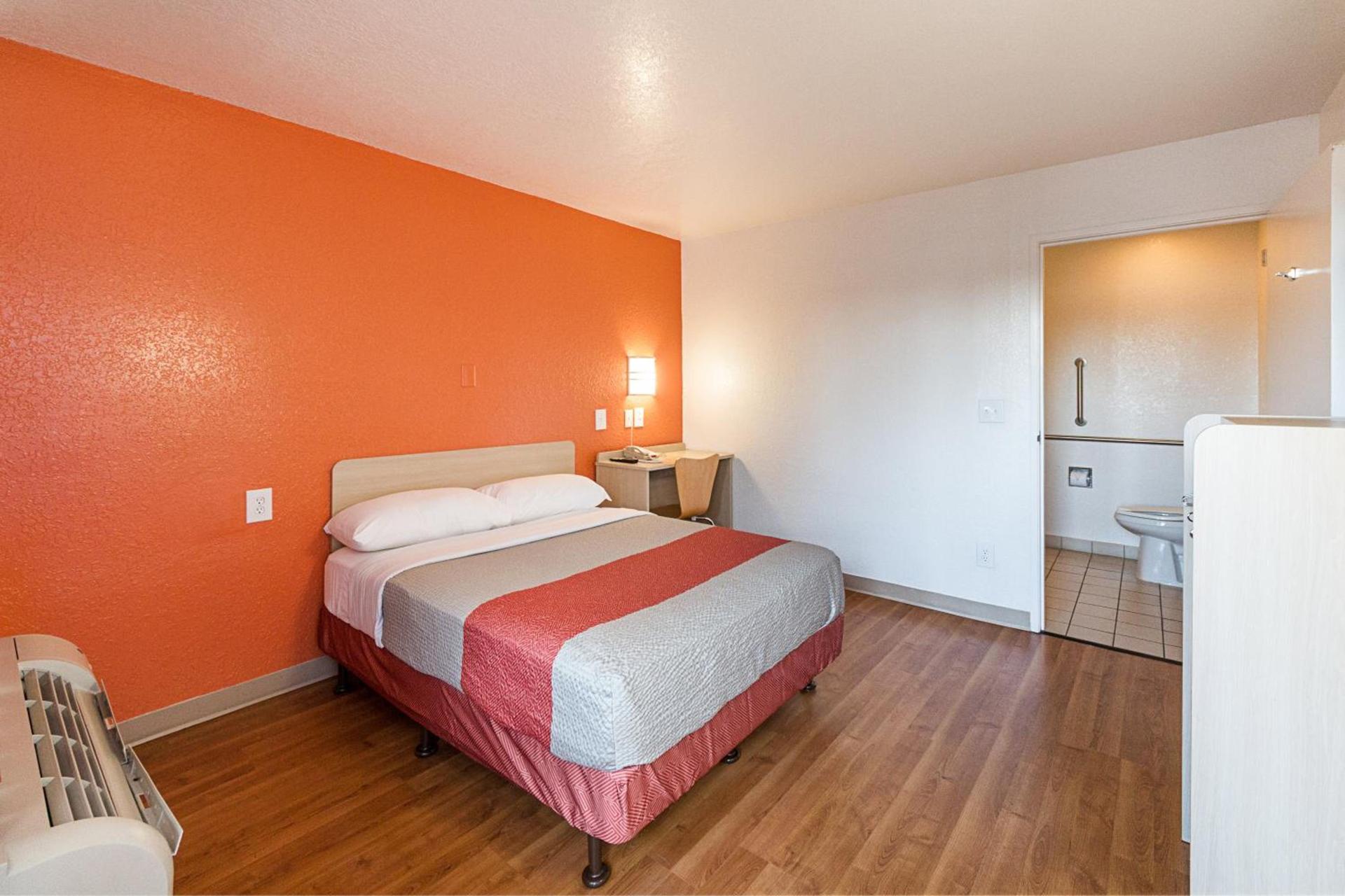 Motel 6-Mcallen, TX photo 22