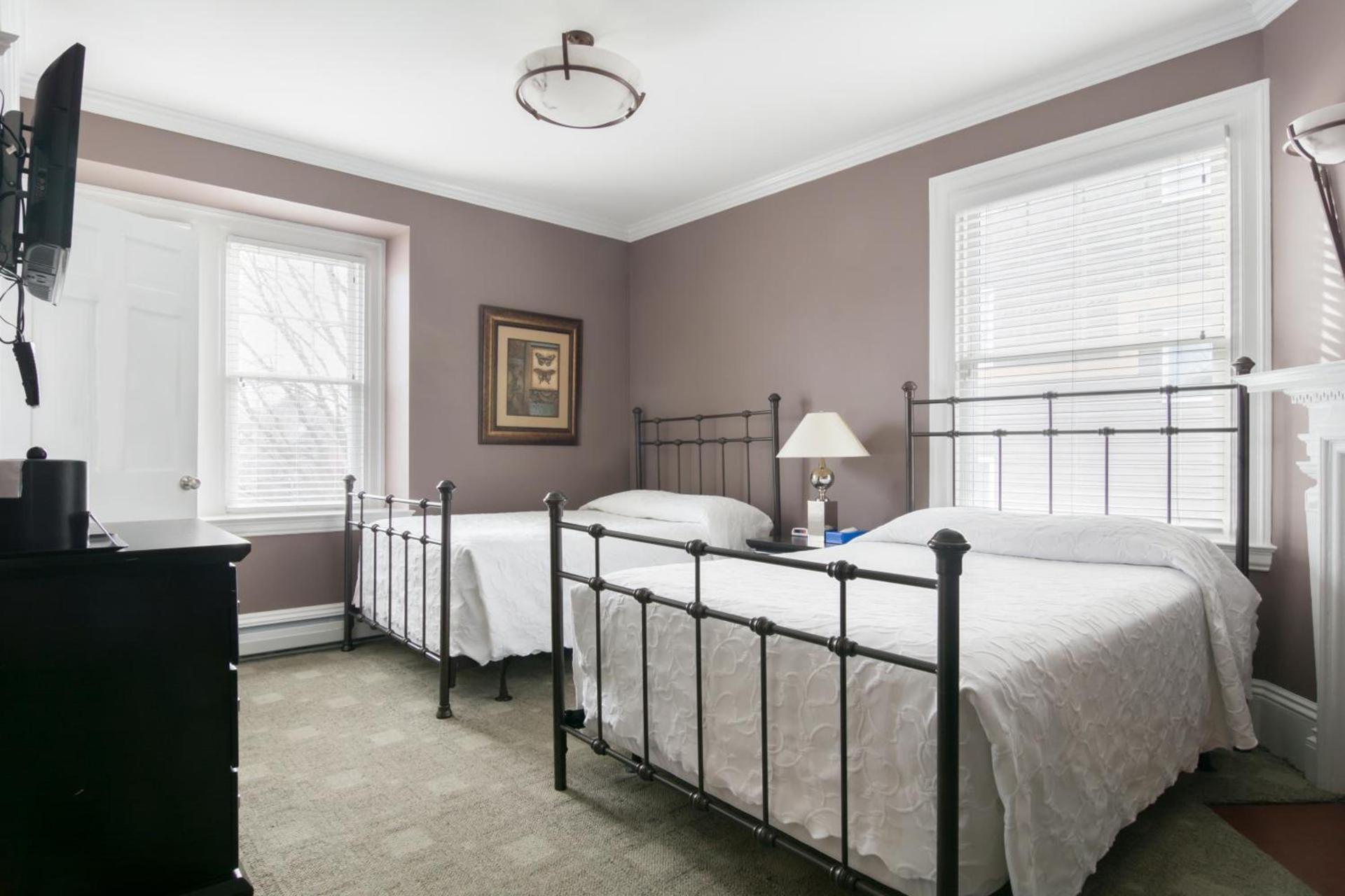 Longwood Inn photo 28