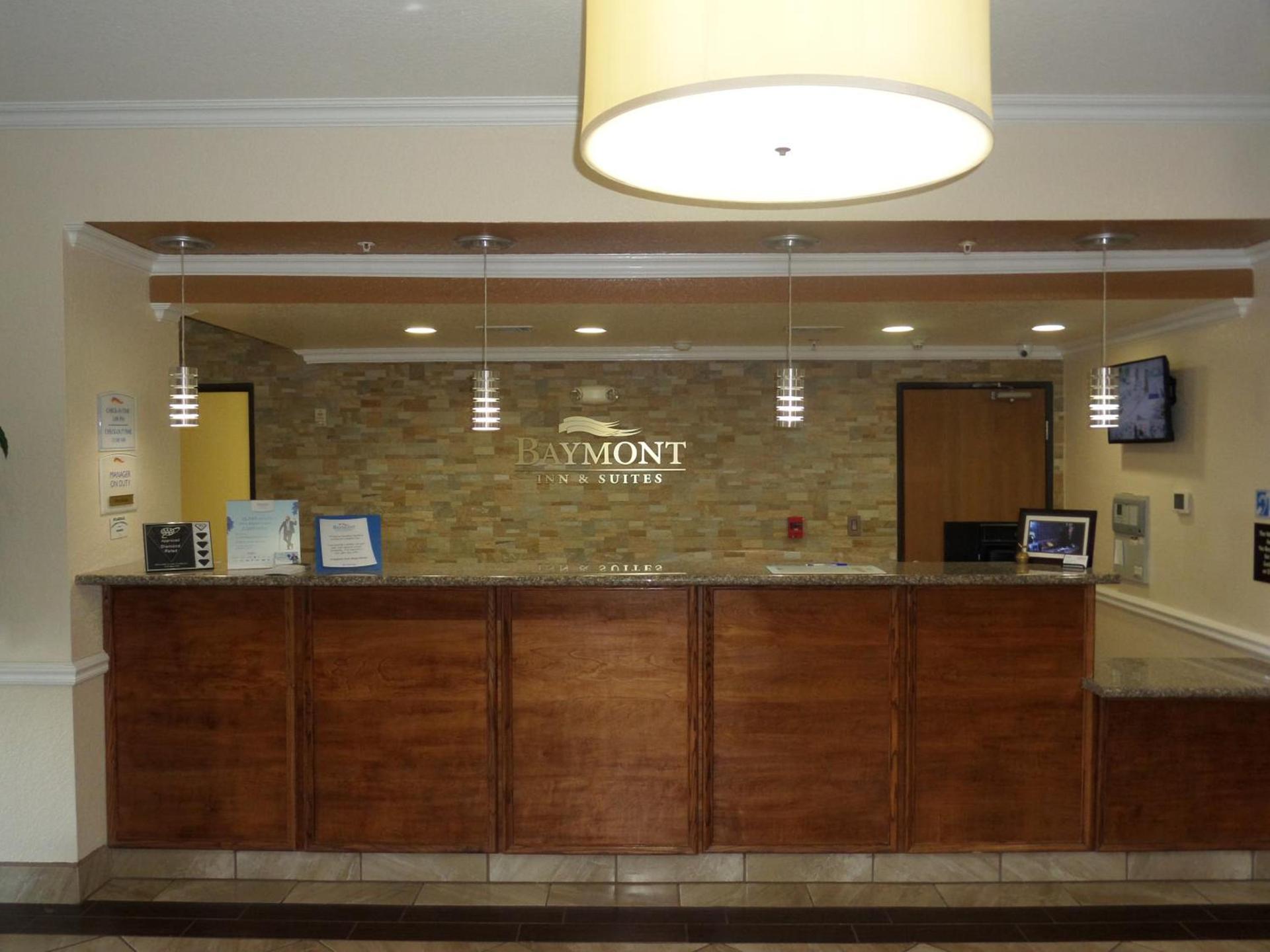Baymont by Wyndham Pearsall photo 45