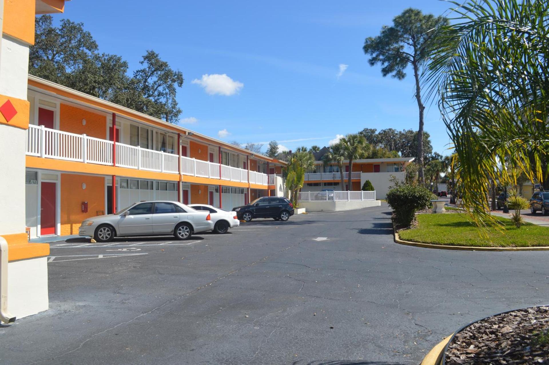 Tarpon Inn photo 3