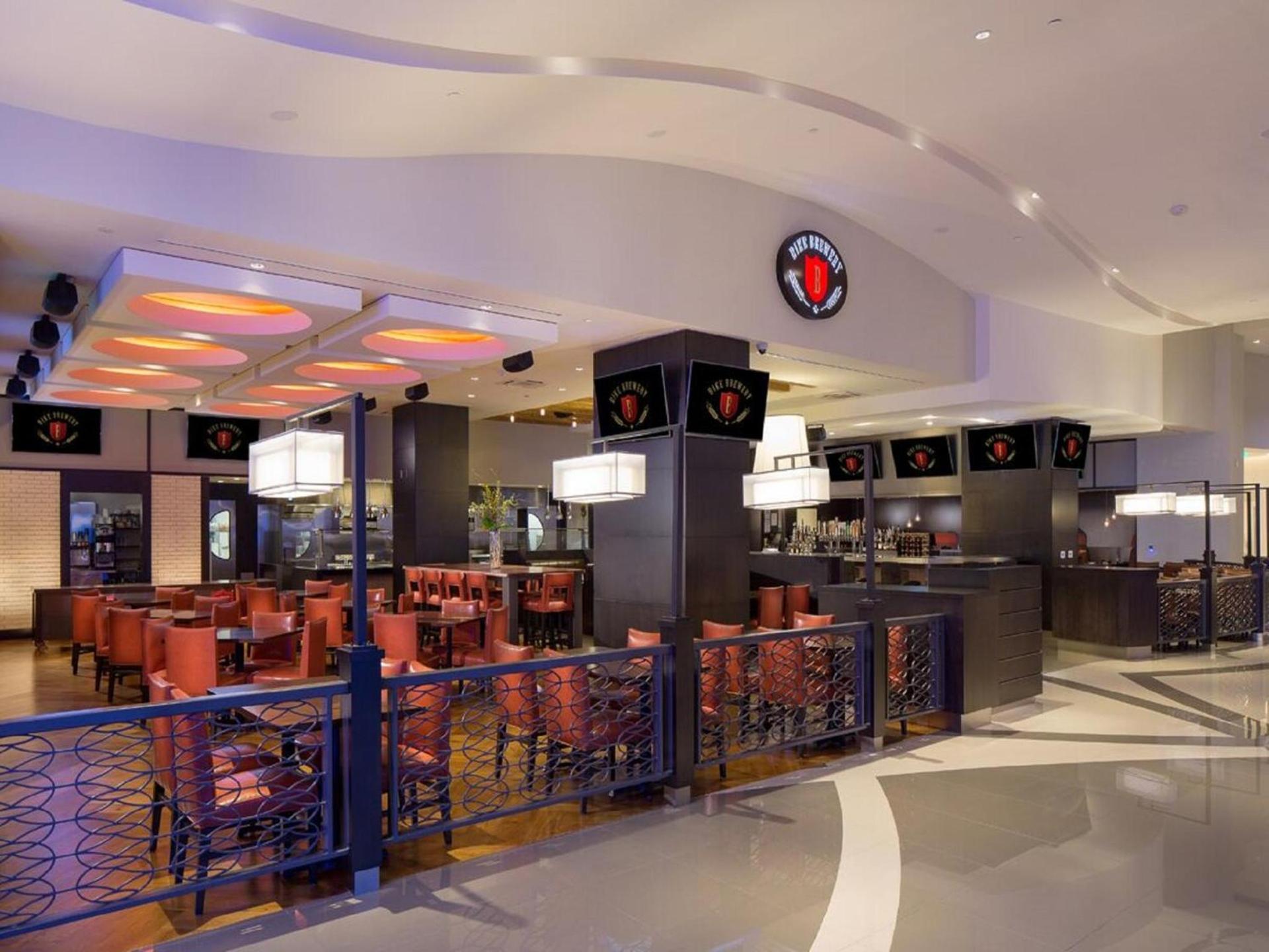Parkwest Bicycle Casino photo 9