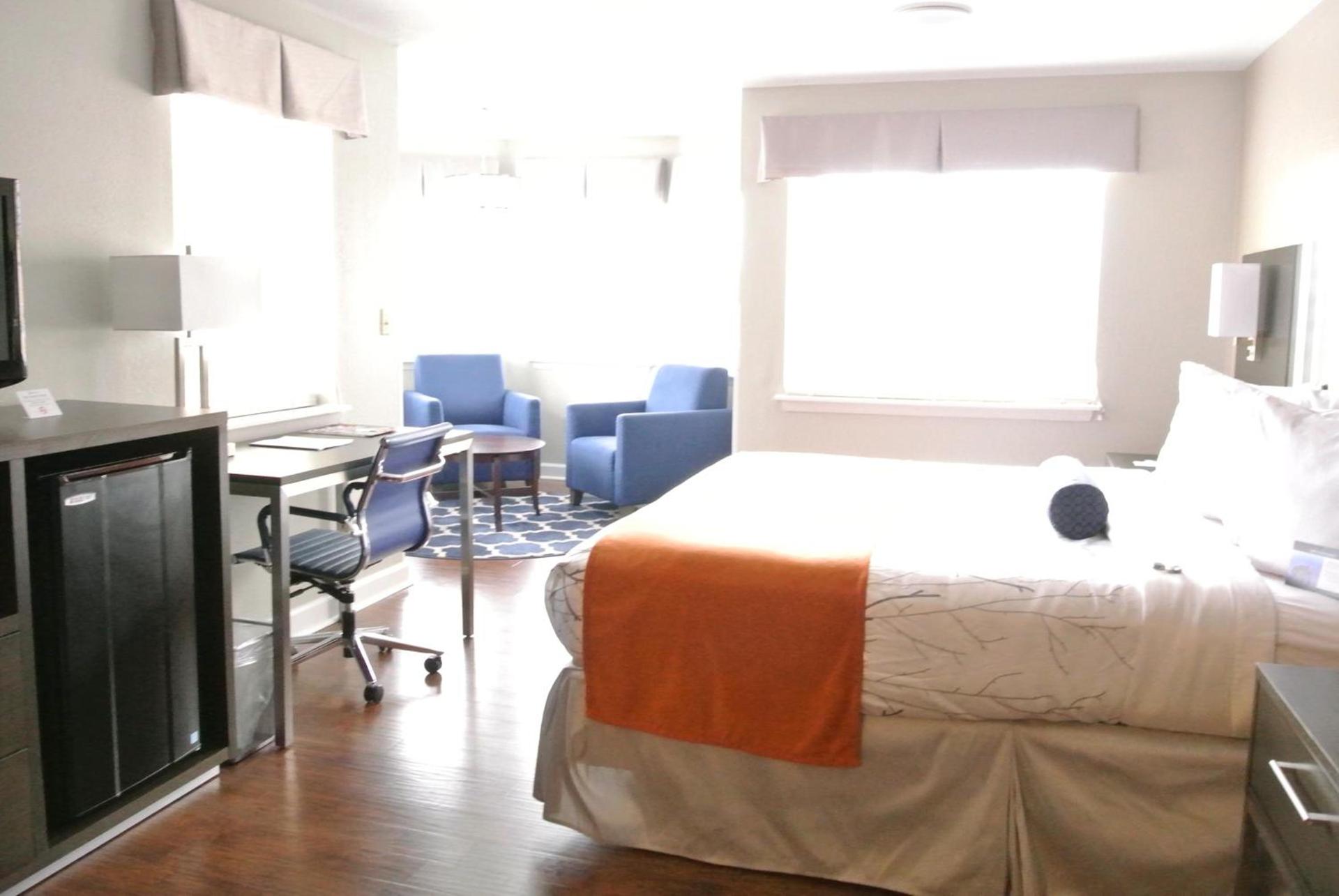 Guesthouse Inn & Suites Lexington photo 21