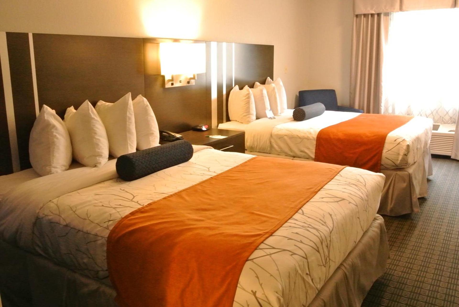 Guesthouse Inn & Suites Lexington photo 34
