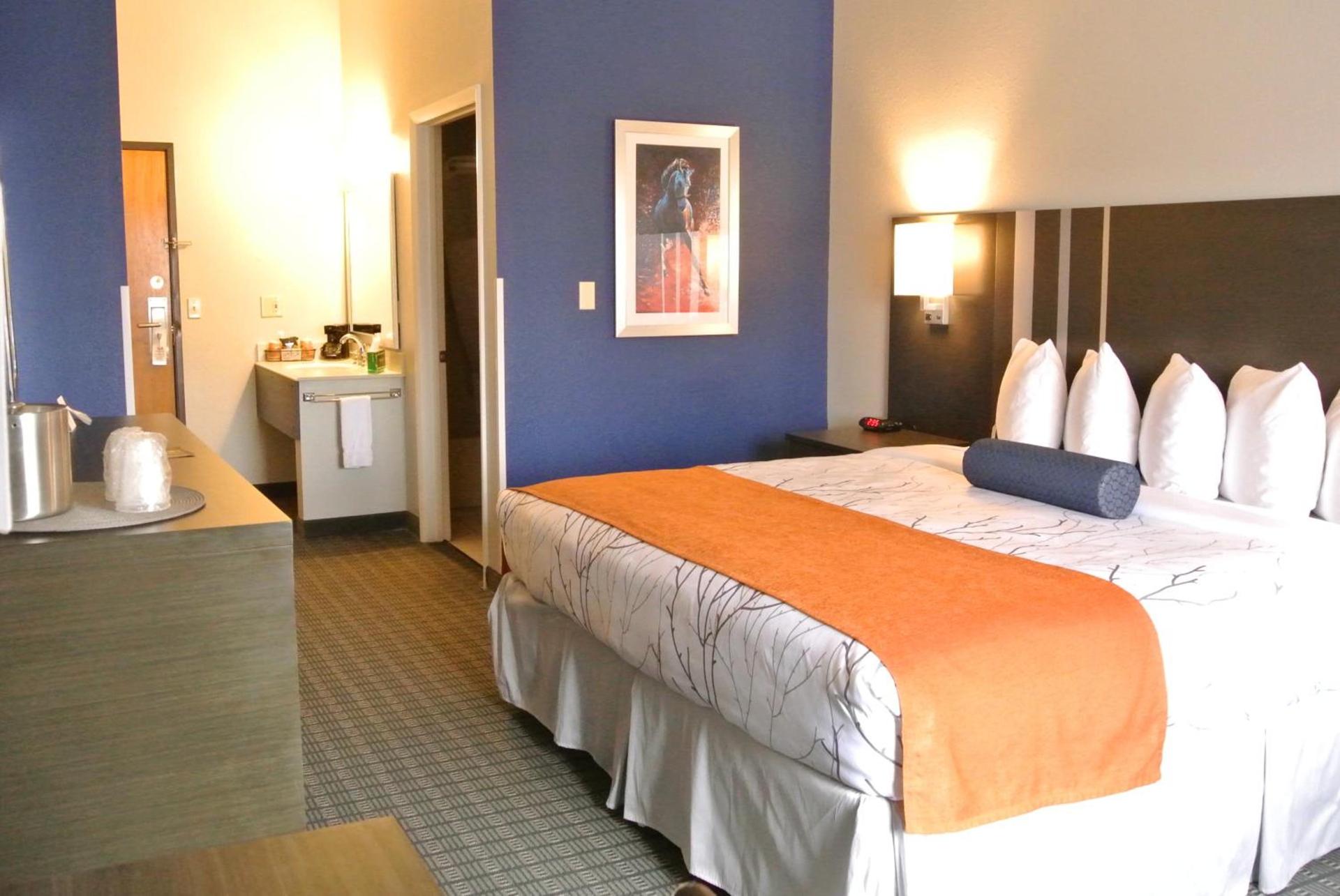 Guesthouse Inn & Suites Lexington photo 44