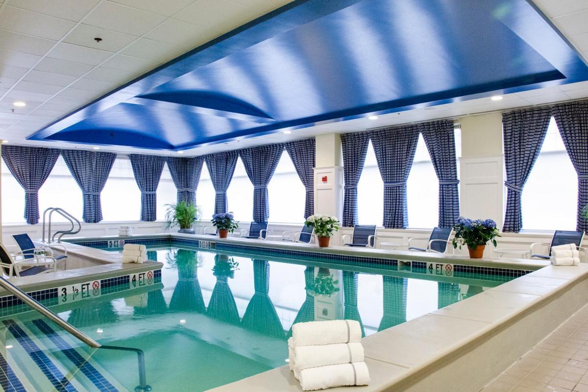 Salem Waterfront Hotel & Suites photo 2