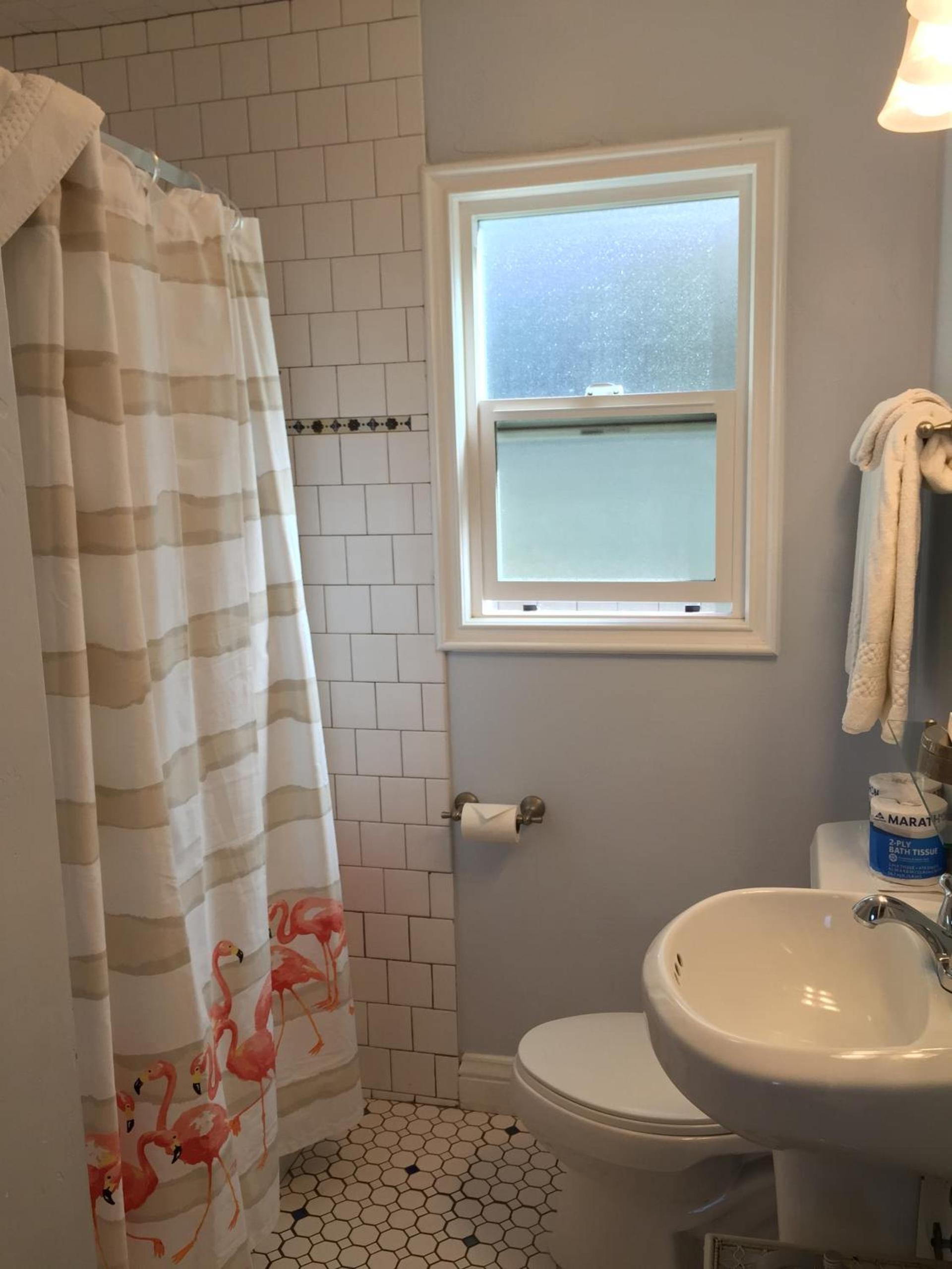Beach Bungalow Inn and Suites photo 73