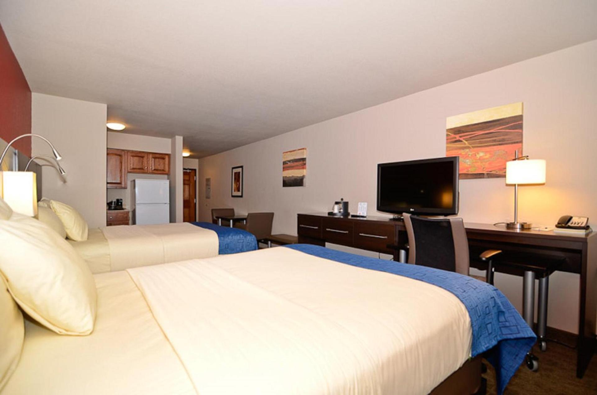 Astoria Hotel & Event Center photo 25