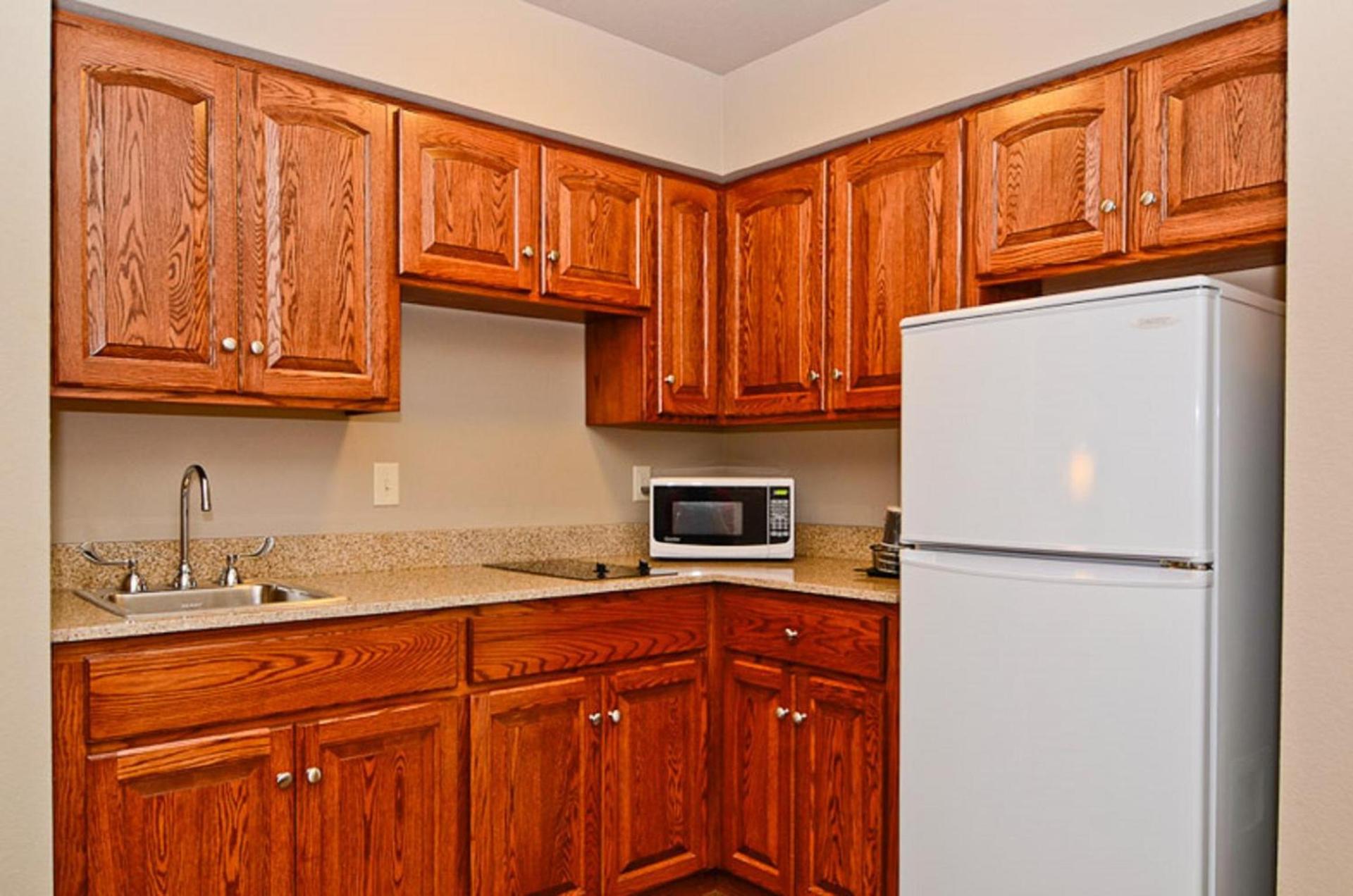 Astoria Hotel & Event Center photo 27