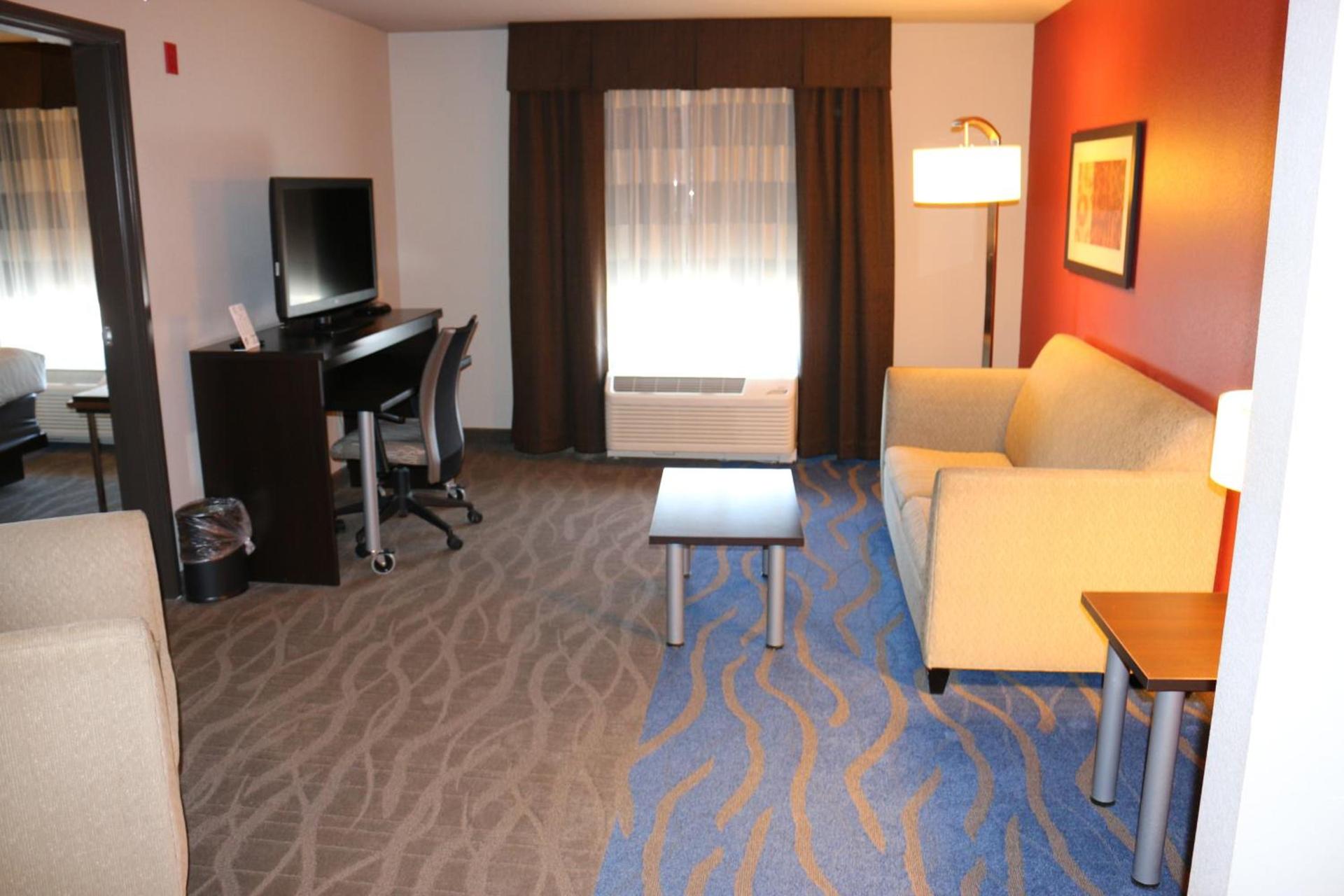 Astoria Hotel & Event Center photo 30