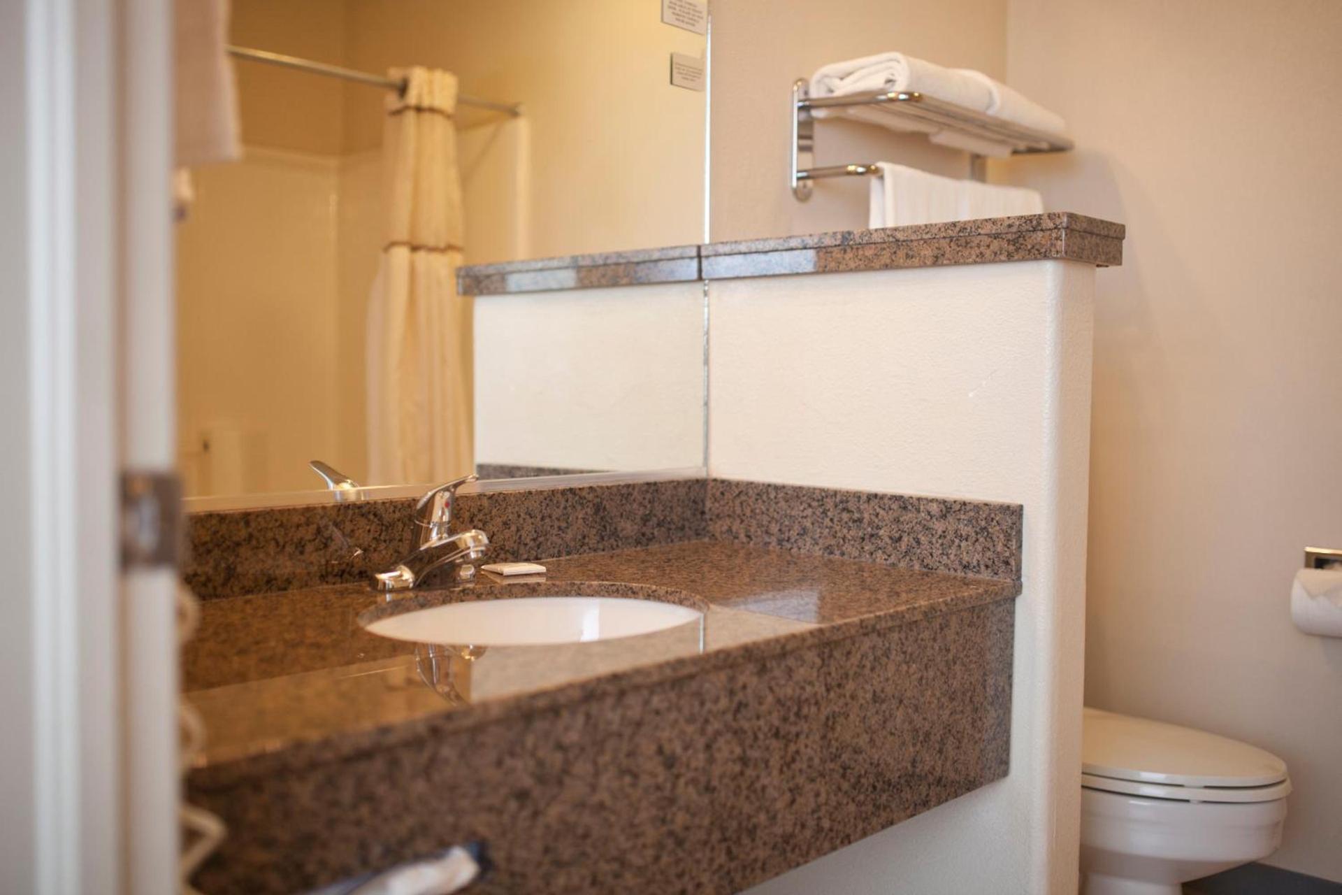 St. George Inn and Suites photo 46