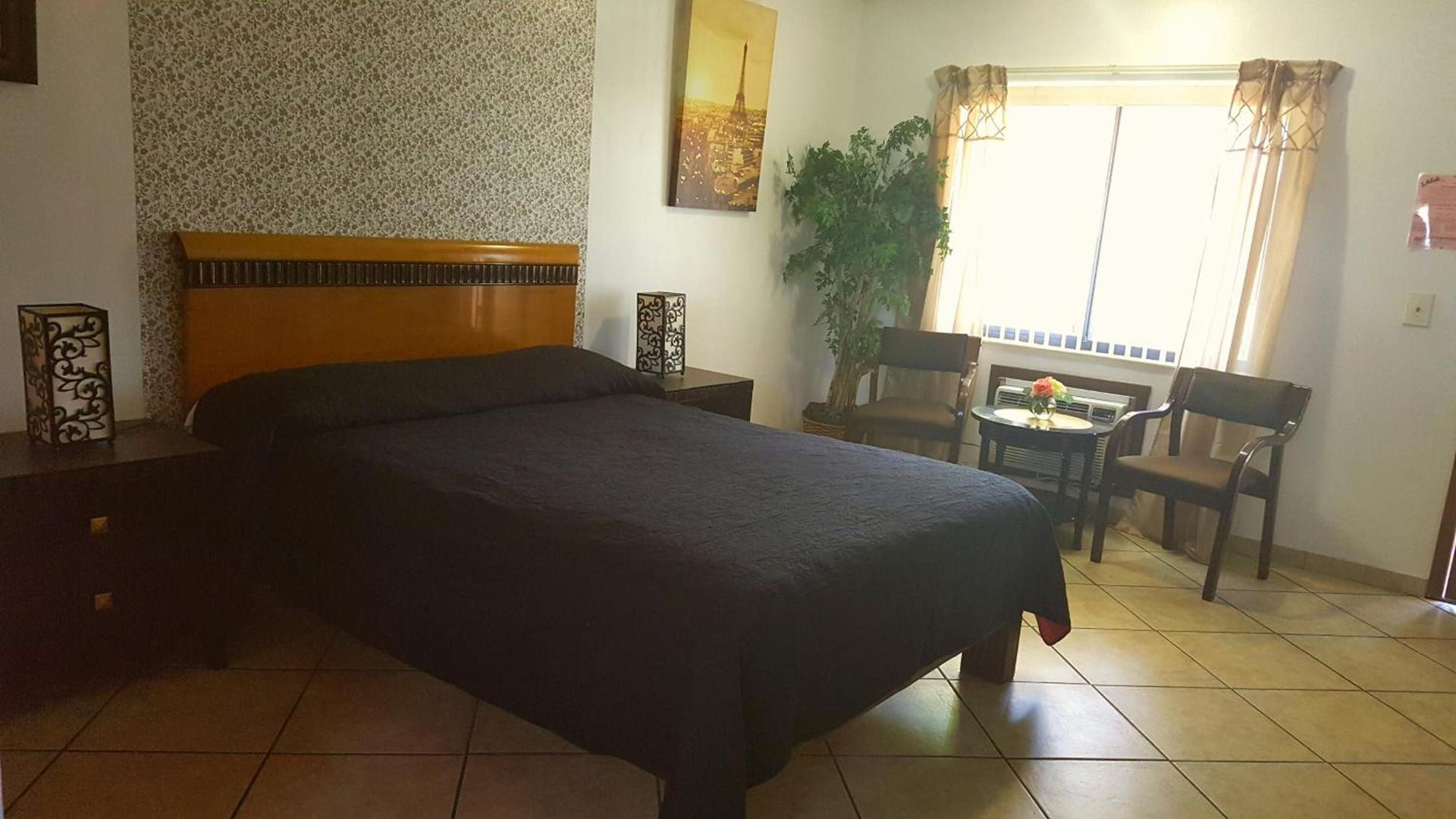 Lago Motor Inn photo 18