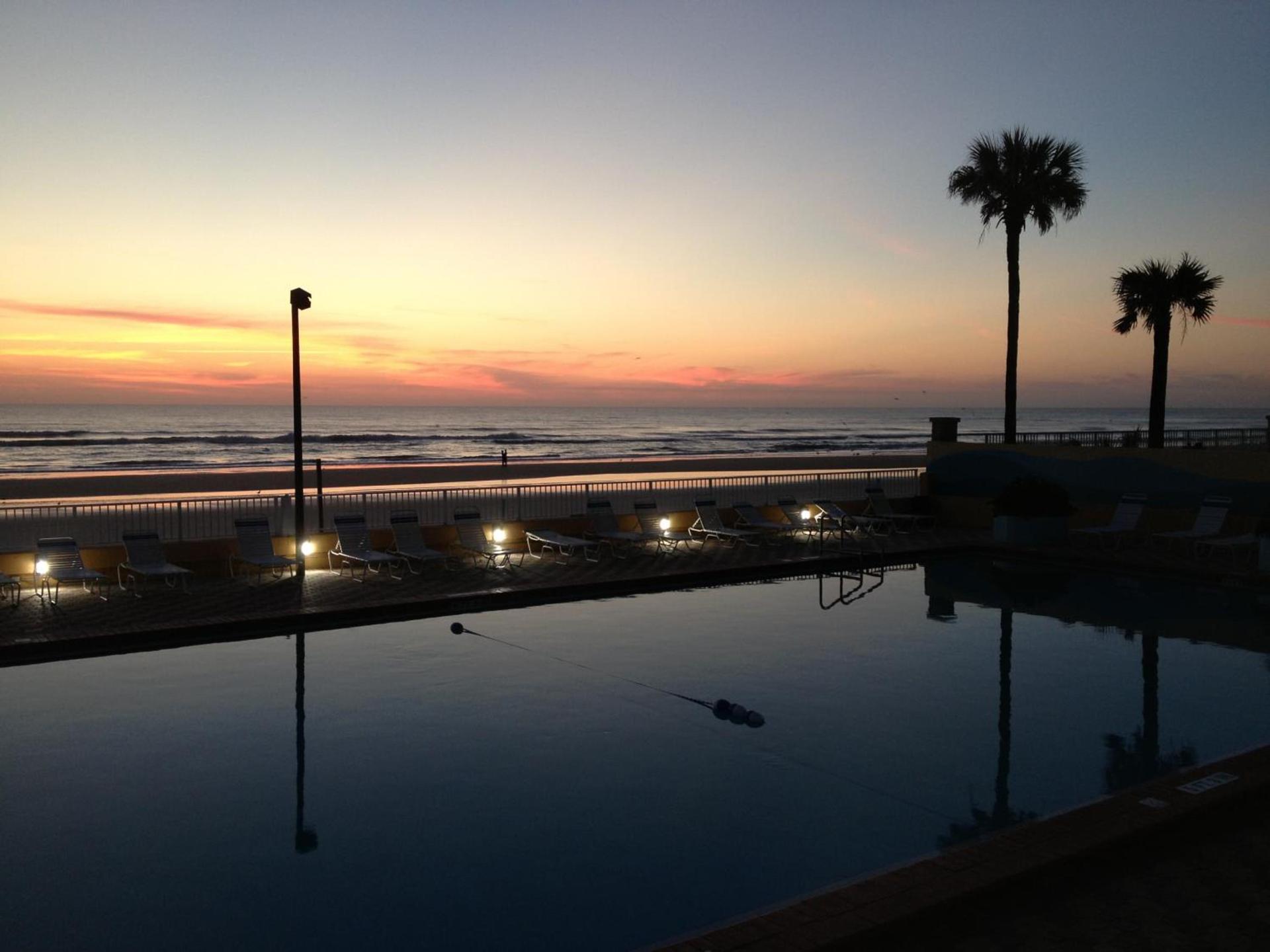 Fountain Beach Resort - Daytona Beach photo 26