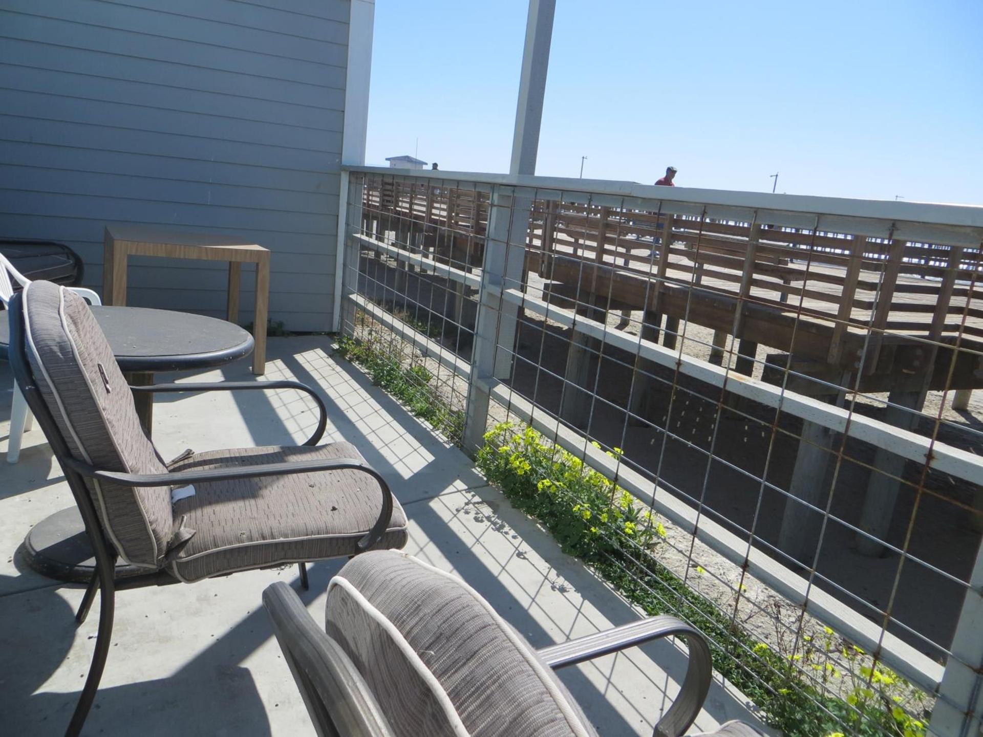 Dolphin Cove Motel photo 39