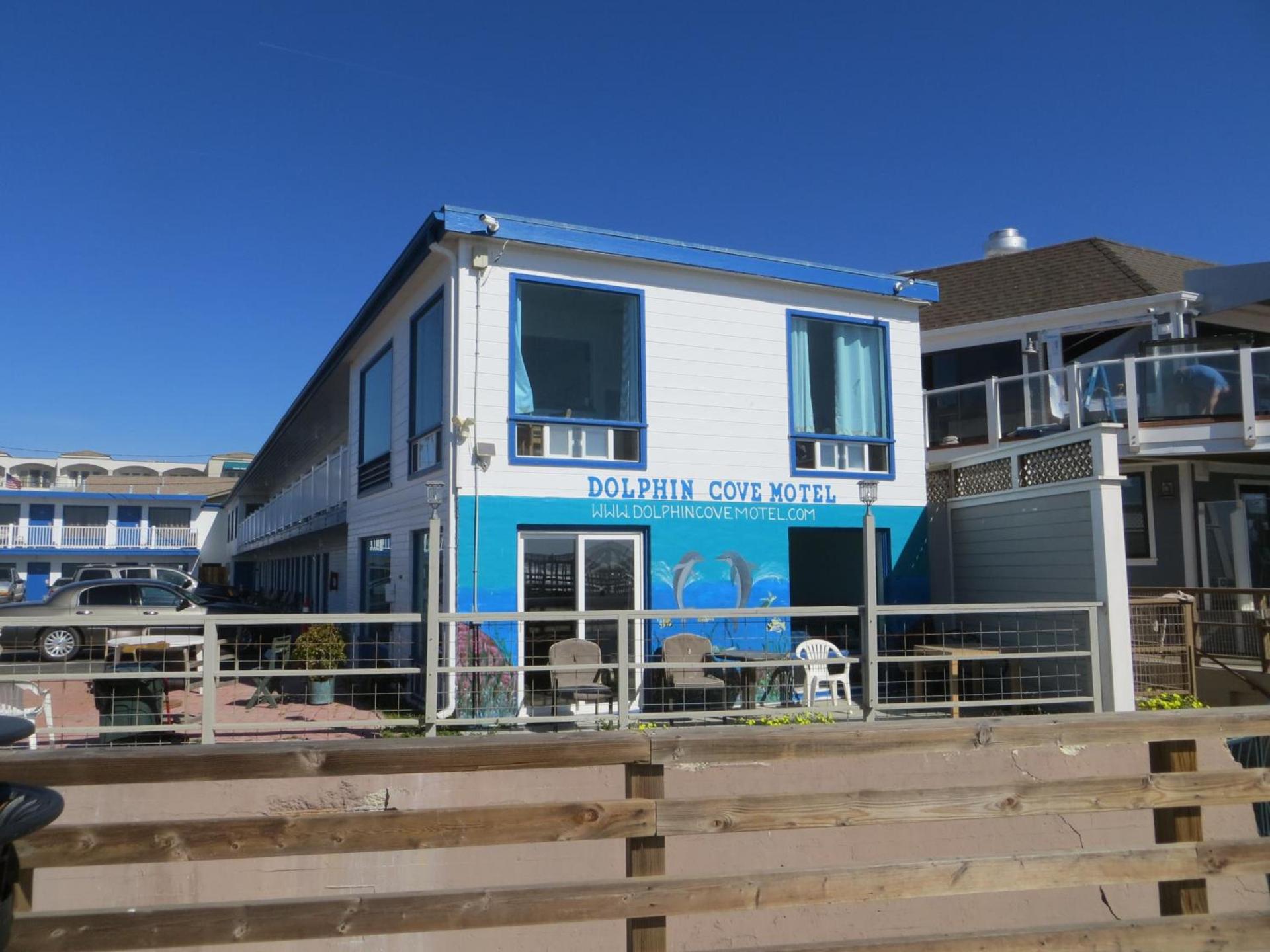 Dolphin Cove Motel photo 43