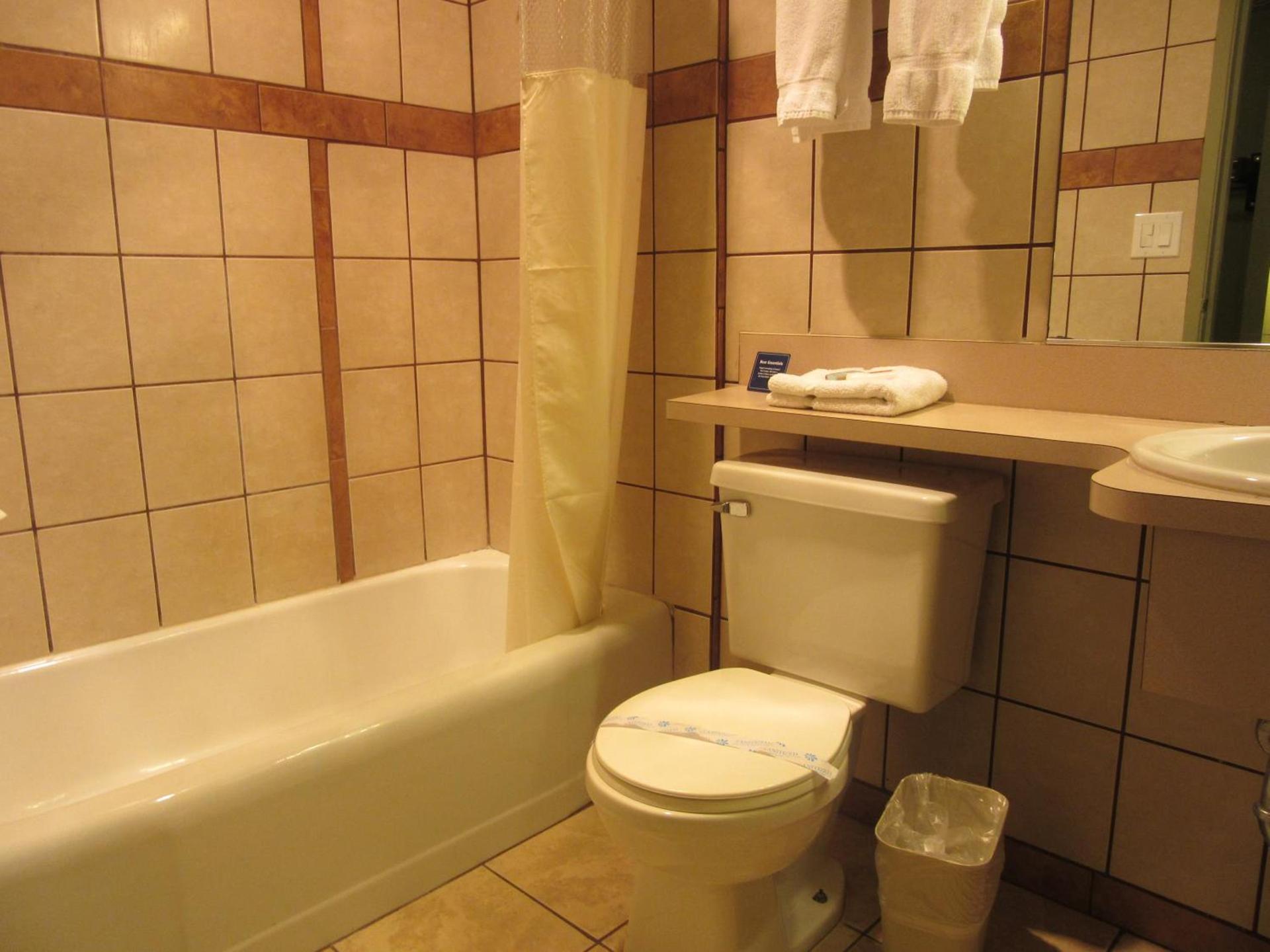 Knights Inn Salem photo 22