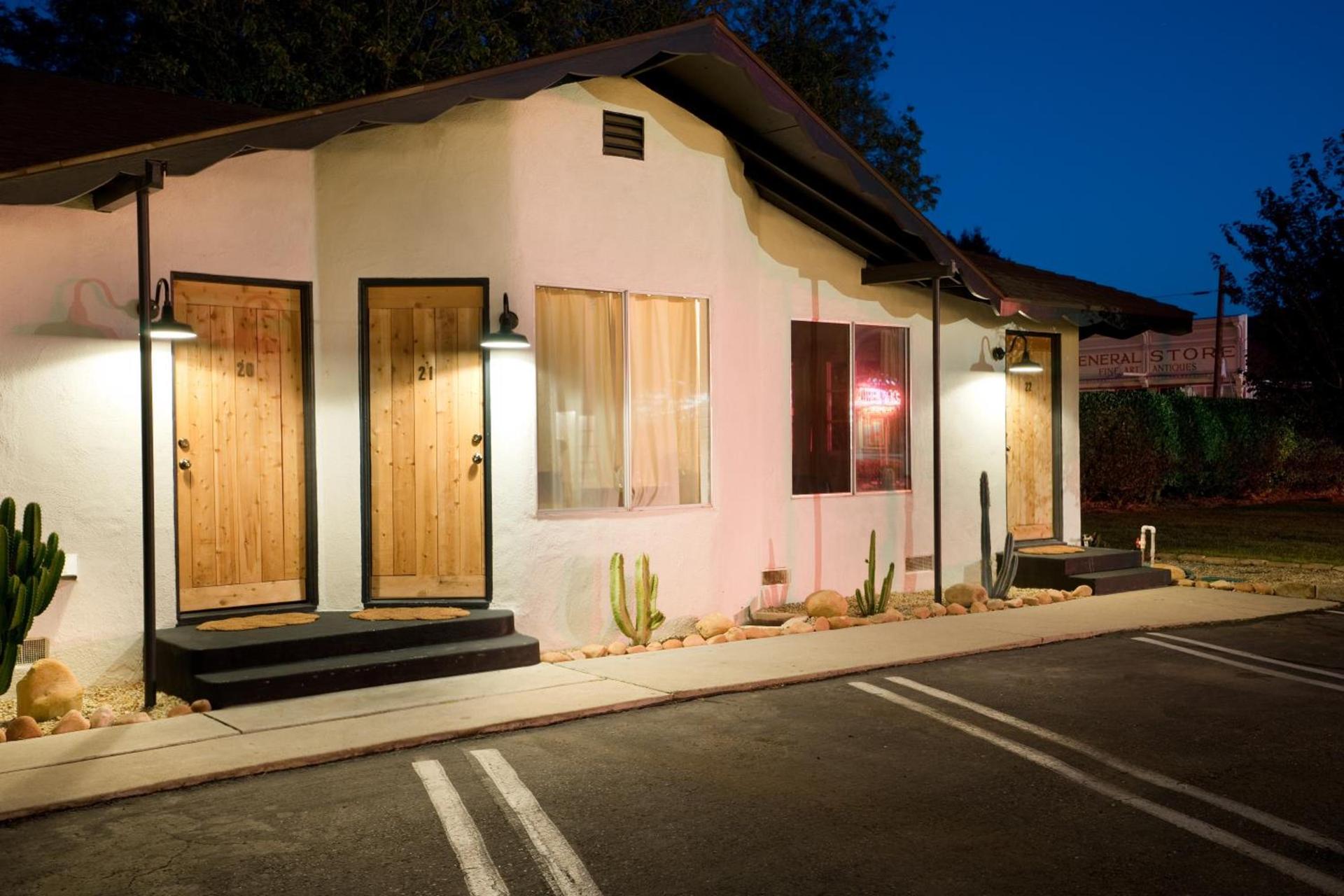 Alamo Motel photo 28