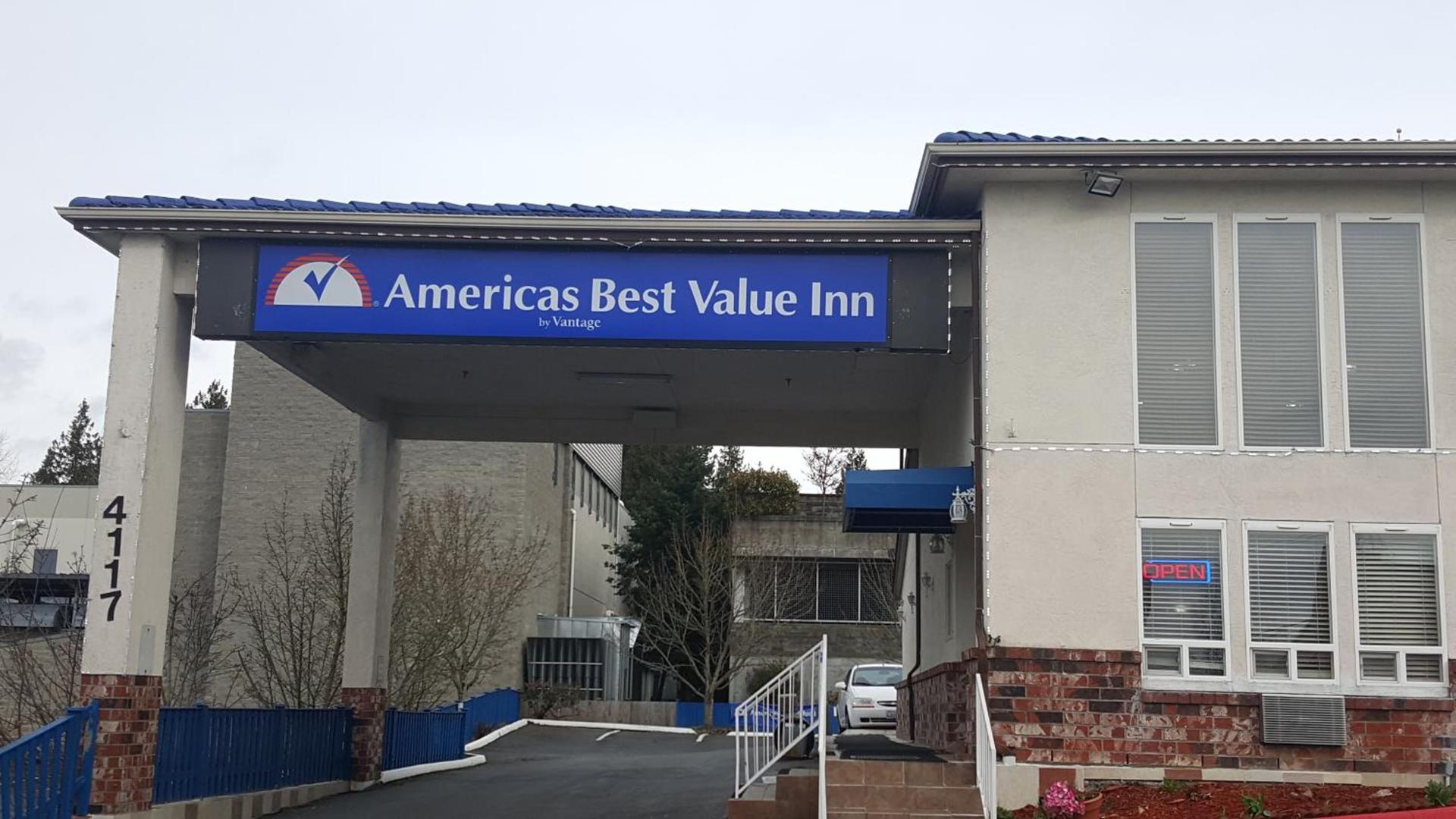 Americas Best Value Inn Lynnwood photo 8